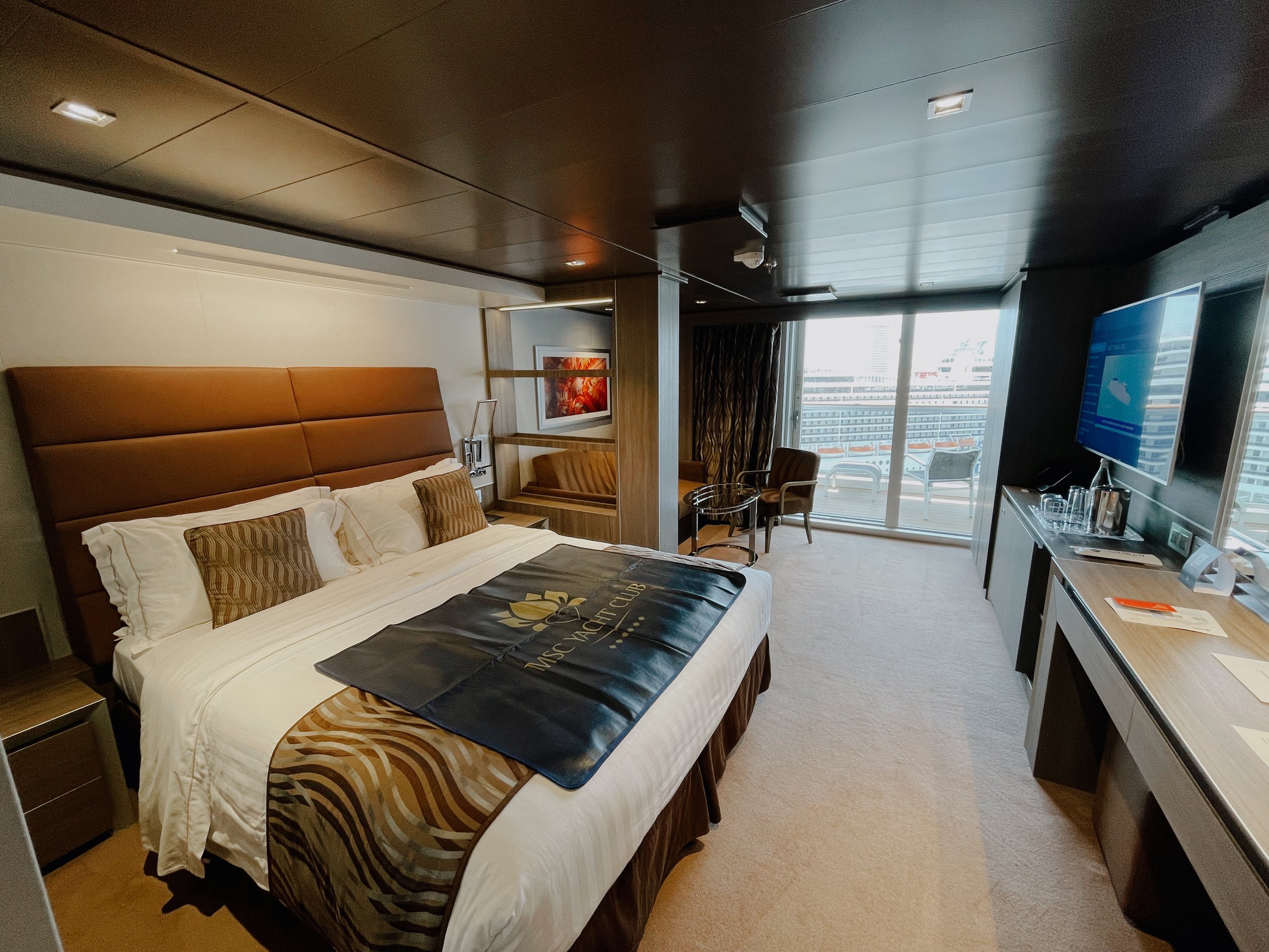 Yacht Club Deluxe Suite an Bord der MSC Seaside.