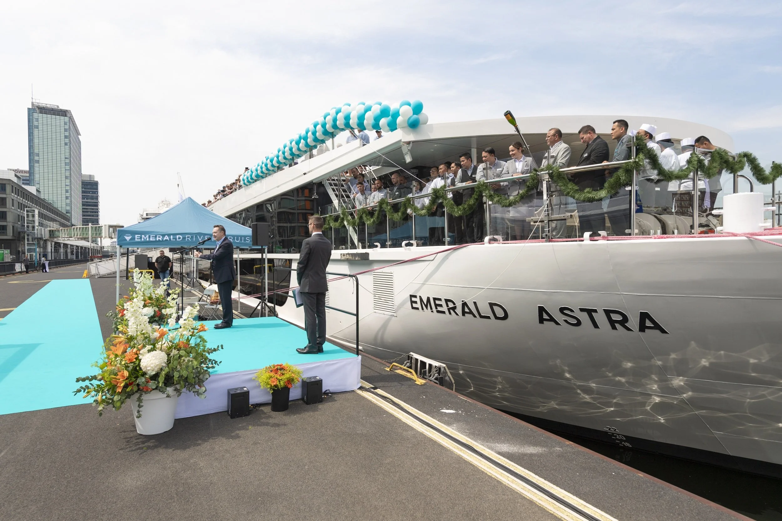 Emerald Astra wurde feierlich in Amsterdam getauft