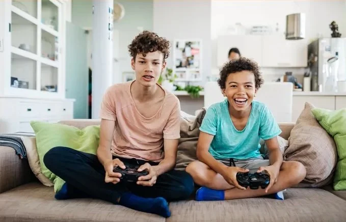 How Tweens, Preteens, and Teens Differ: A Parent's Guide (Expert Quote from Dr. Carrie)