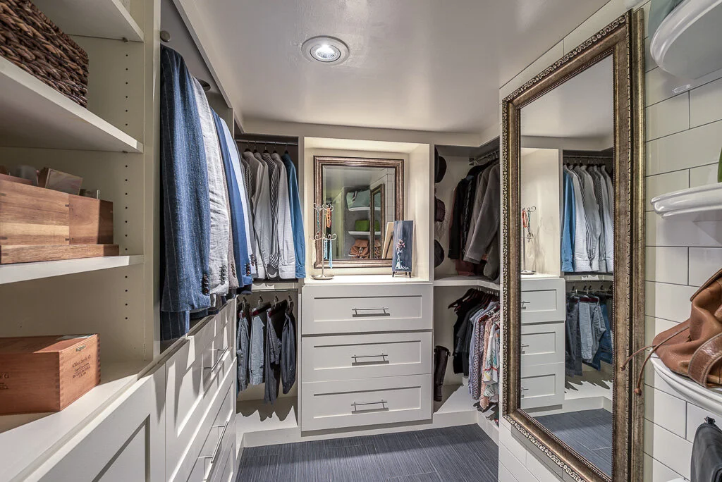 Bagby 2000 9441 007BL.jpg