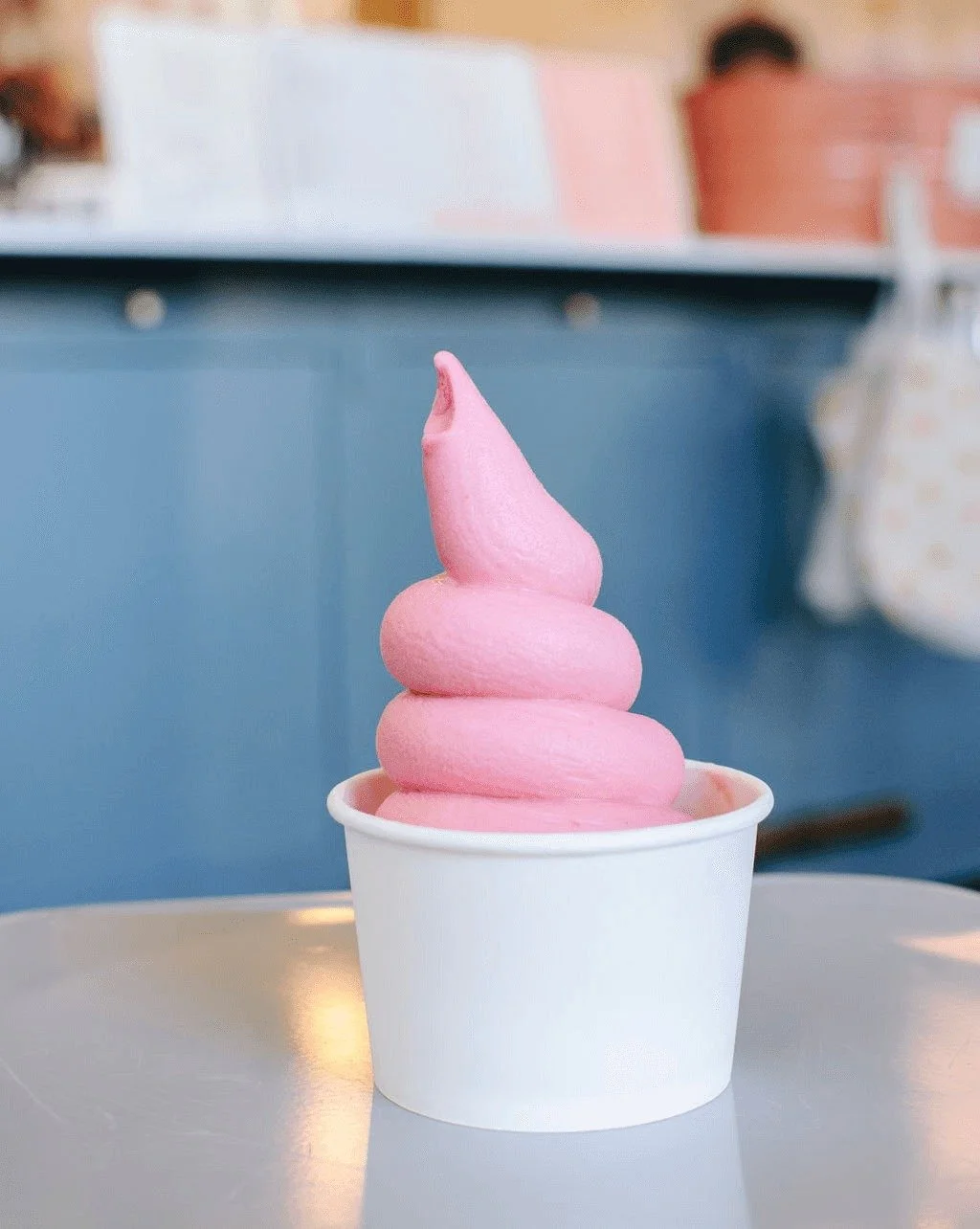 Love is in the air today at Milk Drunk ❤️ 😘 

Stop by with your special somebody for a treat that's just as sweet as your love. Or split some mozzarella sticks that are as cheesy as this post 😜