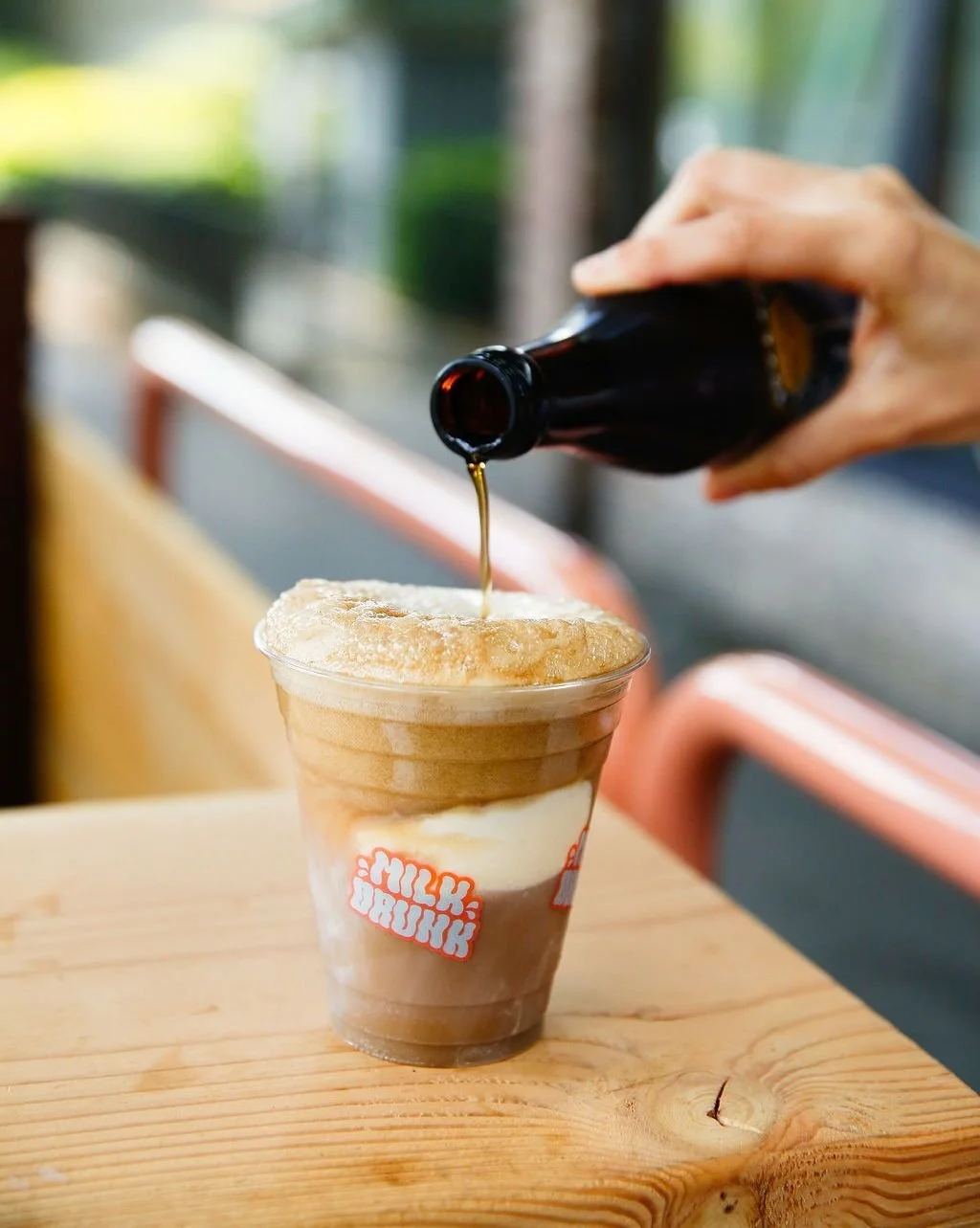 Heal your inner child with a soft serve float 🛟 🍦 Pick your soft serve, pick your soda, and dig in!