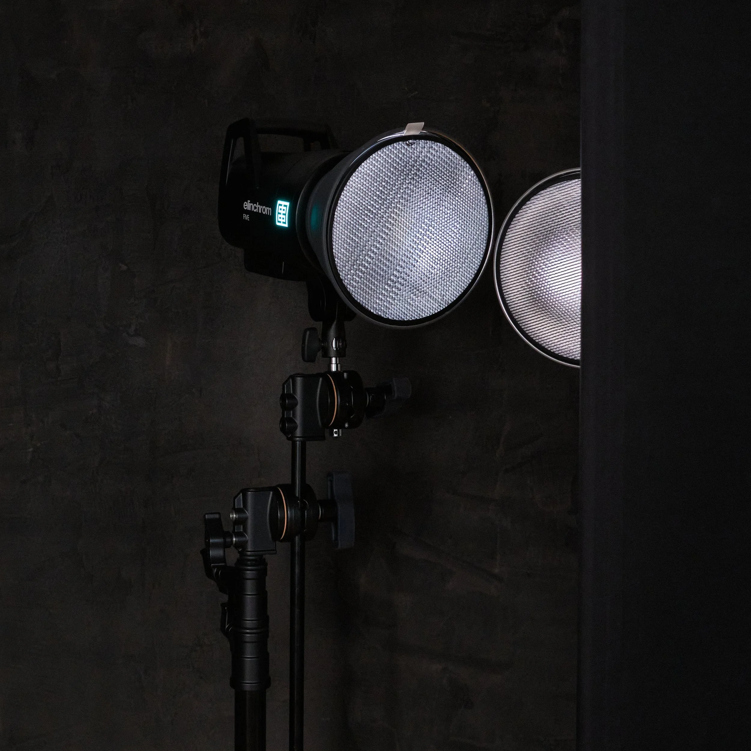 So kontrollierst du Licht ohne großes Studio