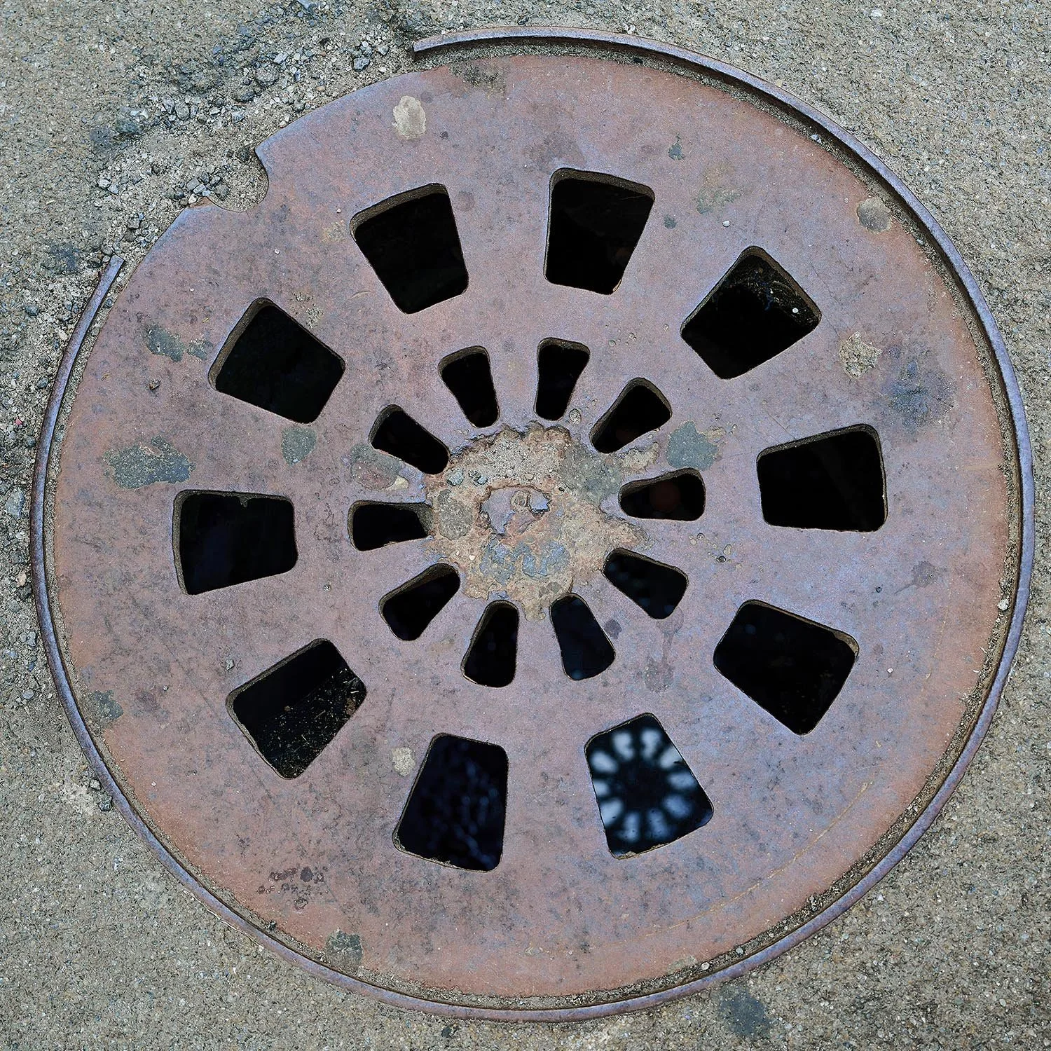 manhole 55.jpg