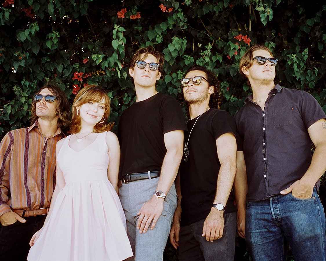 Live Music: Violet Iris