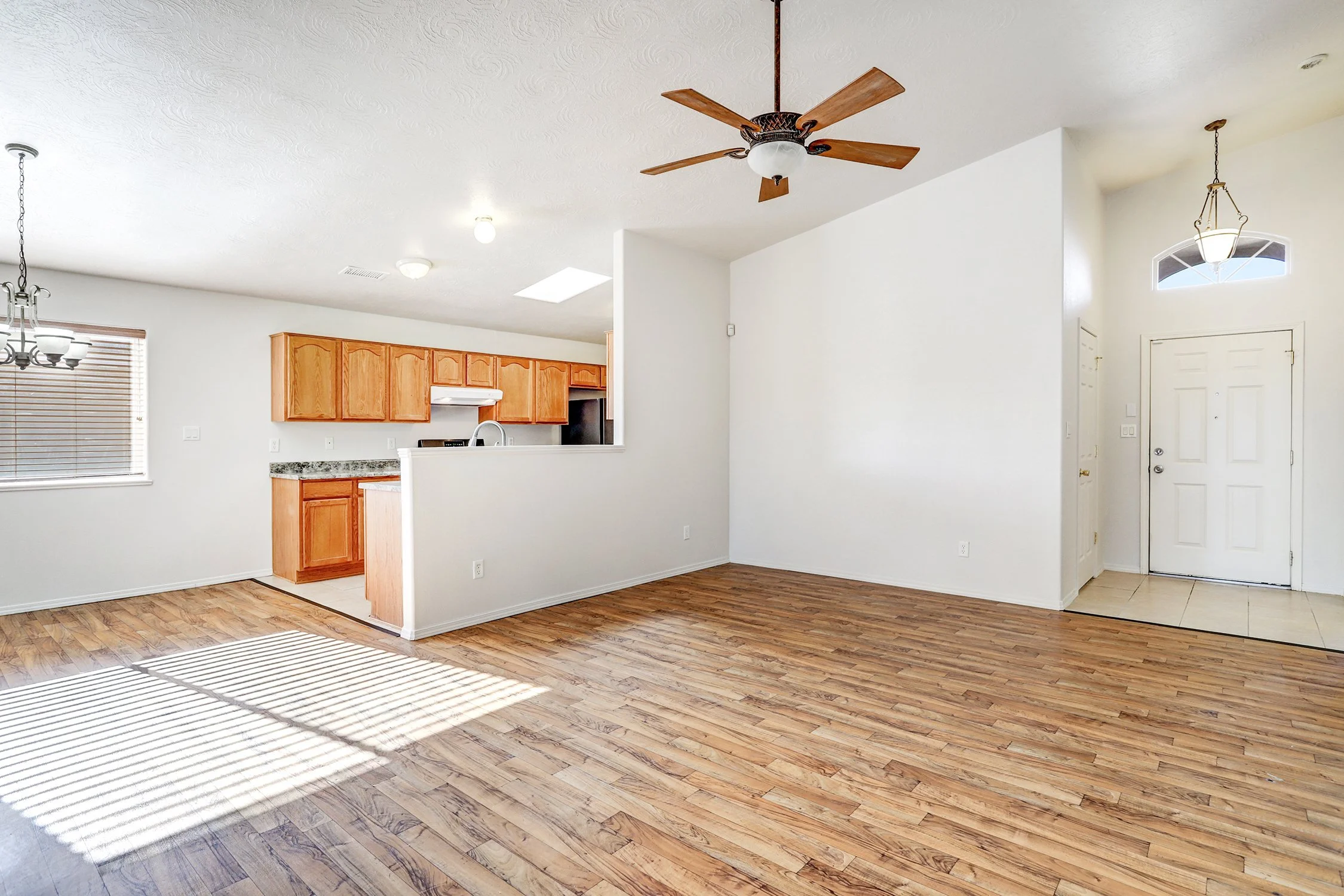 813 Frederico Blvd-Living Area