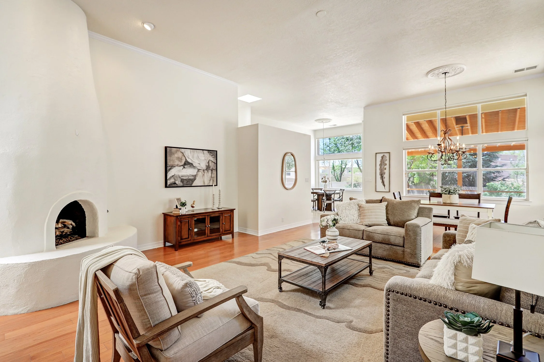 11500 Pine Top Lane NE-Living Area