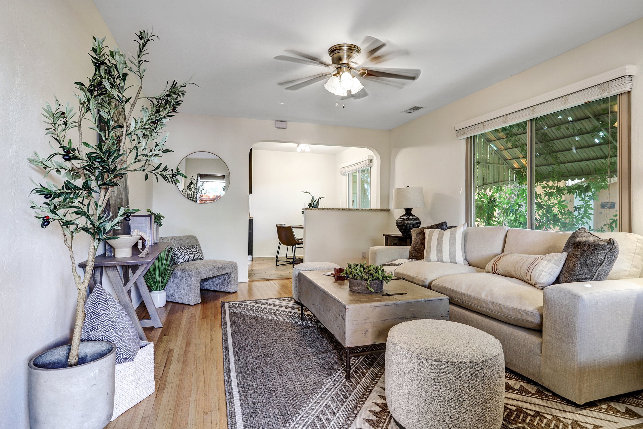 204 & 206 Monroe Street NE-Living Area
