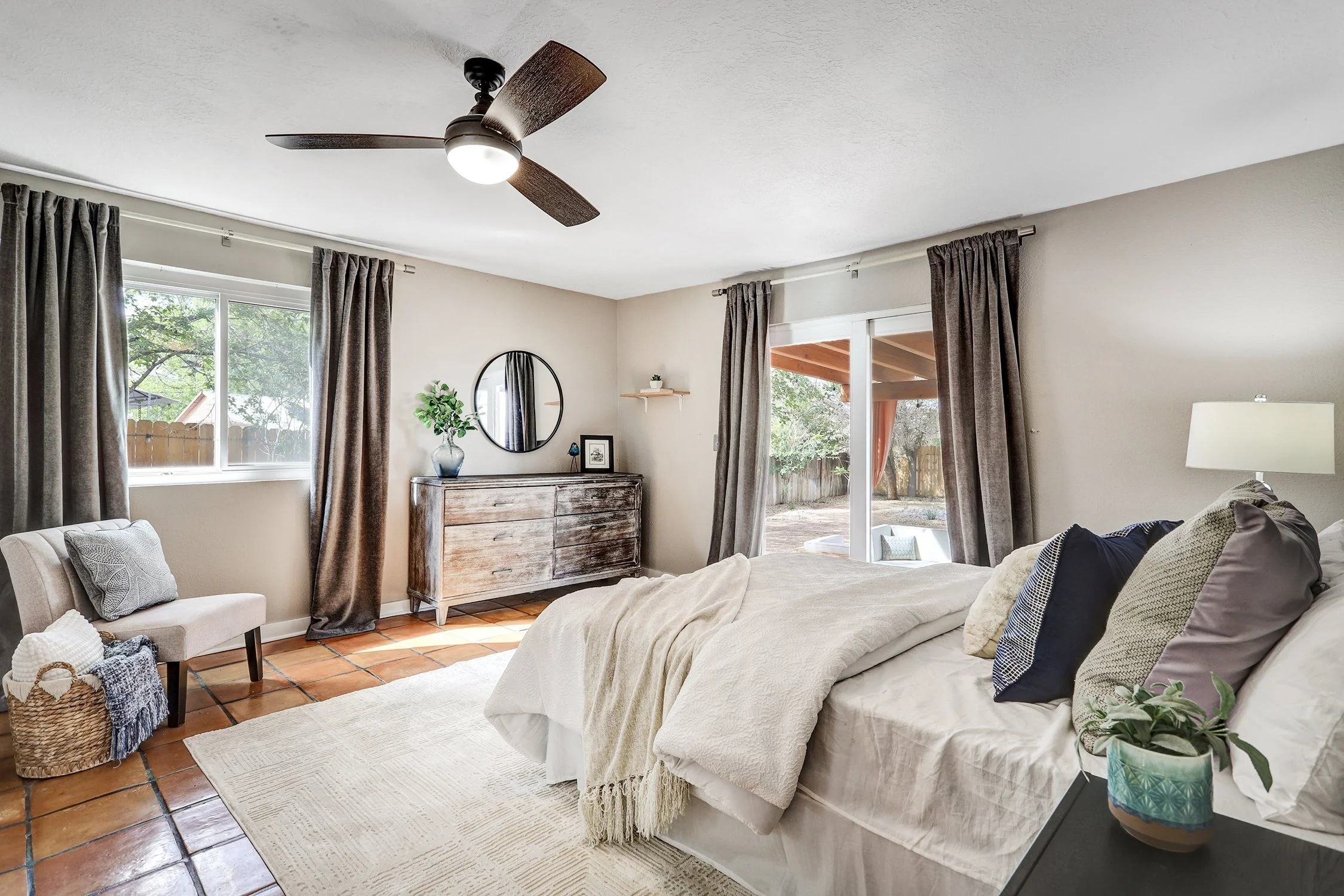 615 Edith Boulevard SE-Bedroom
