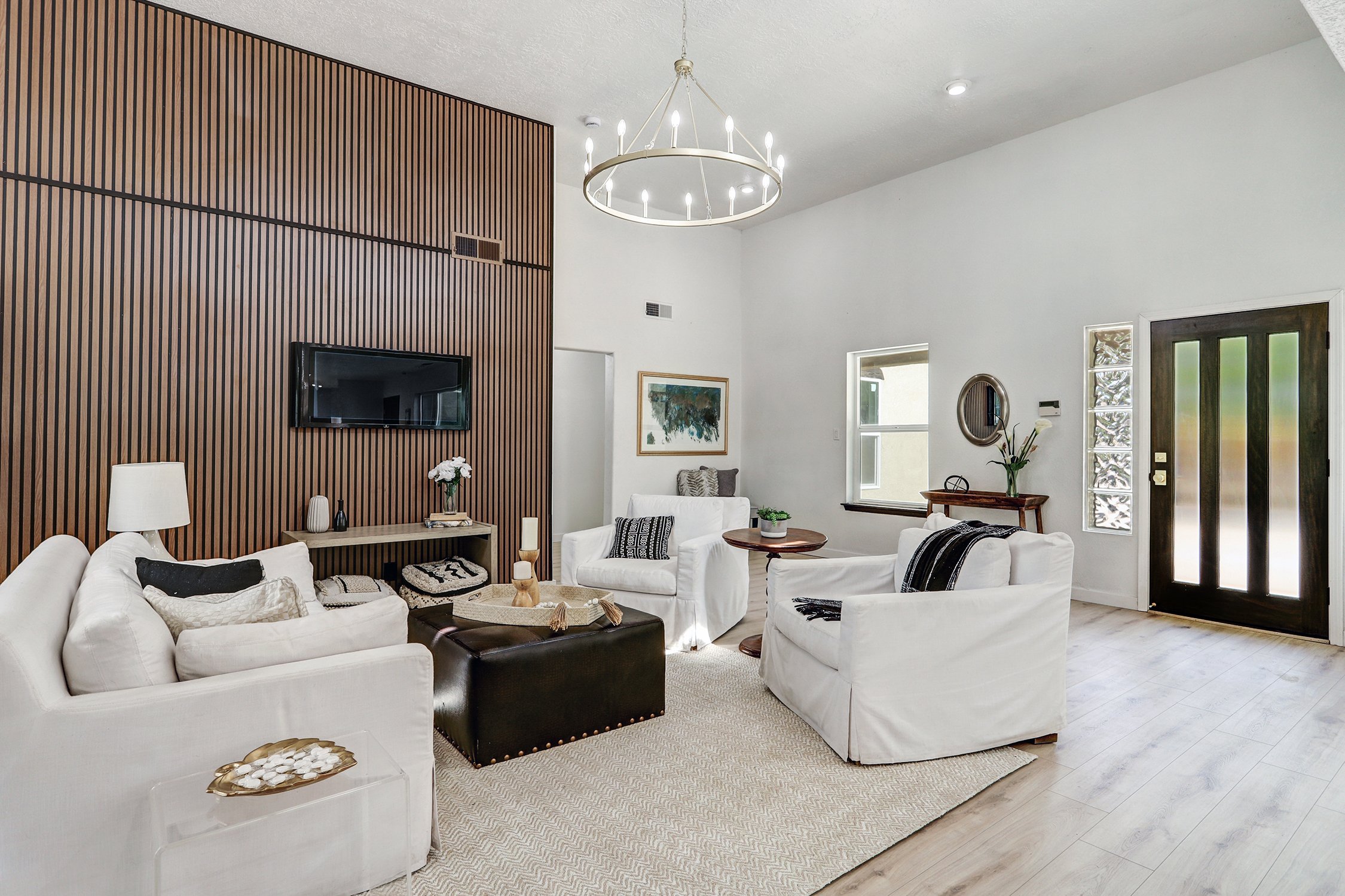 6425 Guadalupe Place NW-Living Area