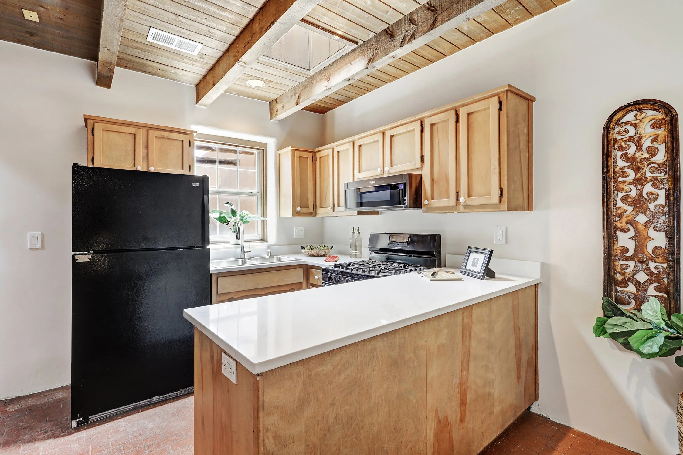 220 San Pasquale Avenue NW-Kitchen