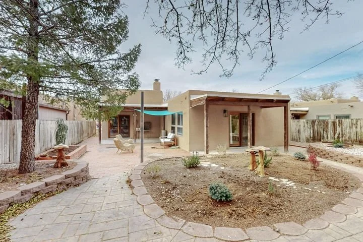 One Story House on Wooded Lot Albuquerque, New Mexico