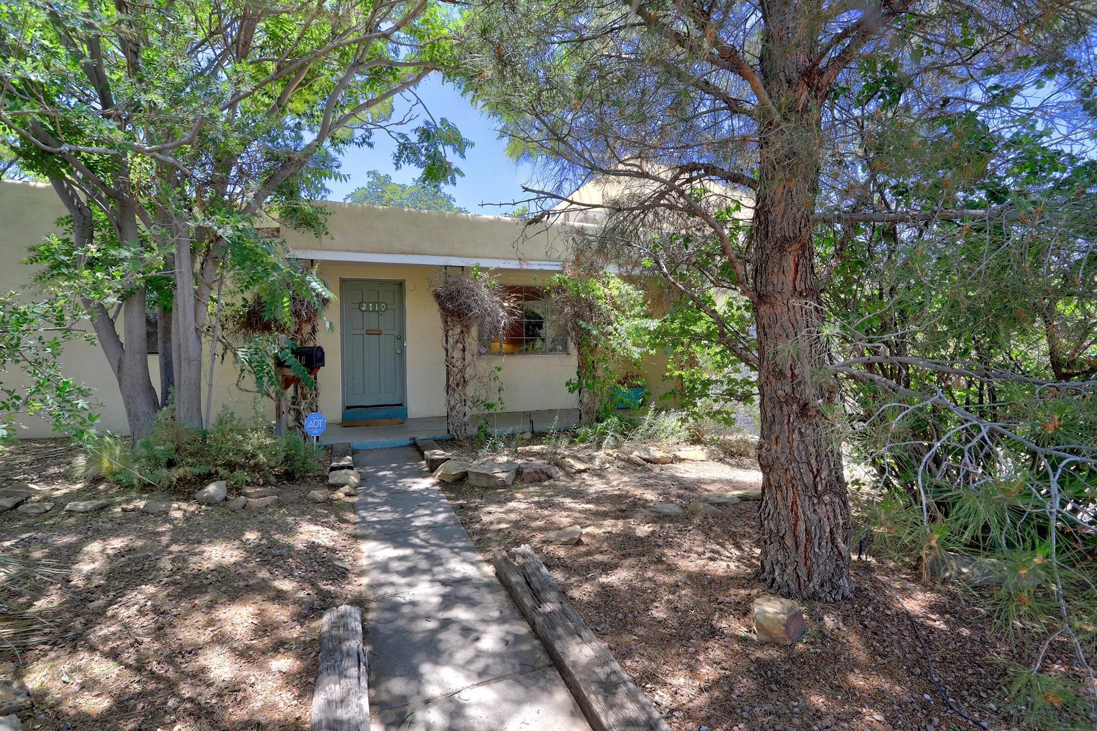 2710 Hyder Avenue SE-Exterior