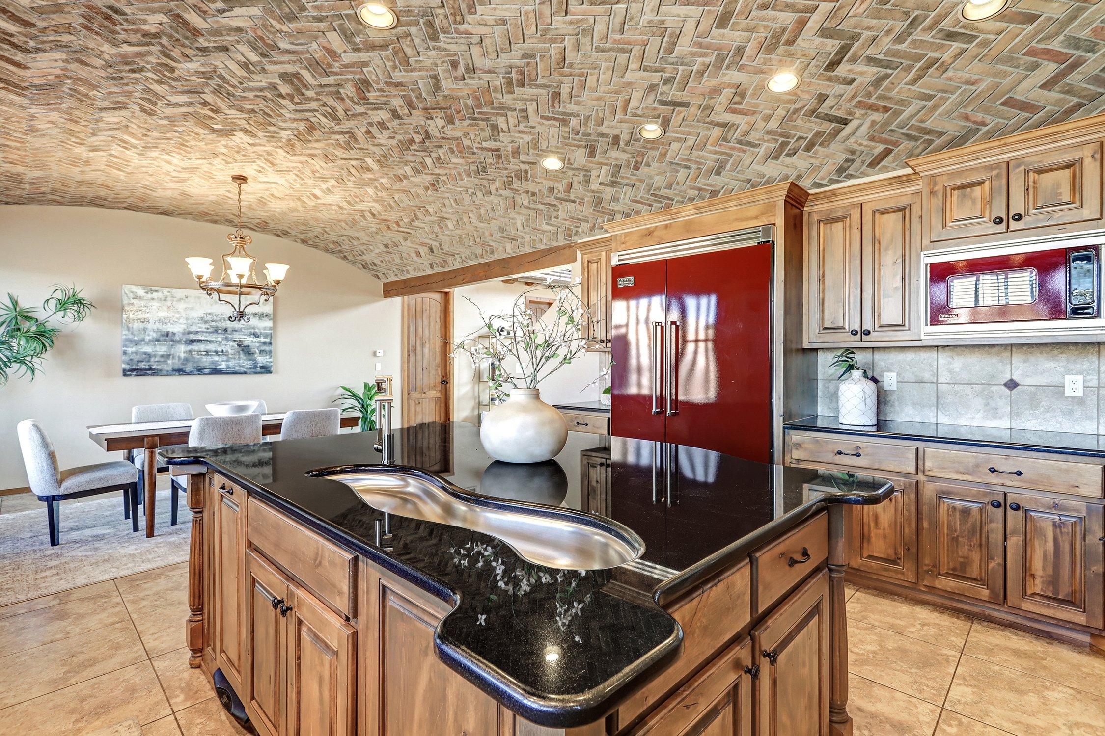 6019 Rooster Point Rd NE-Kitchen