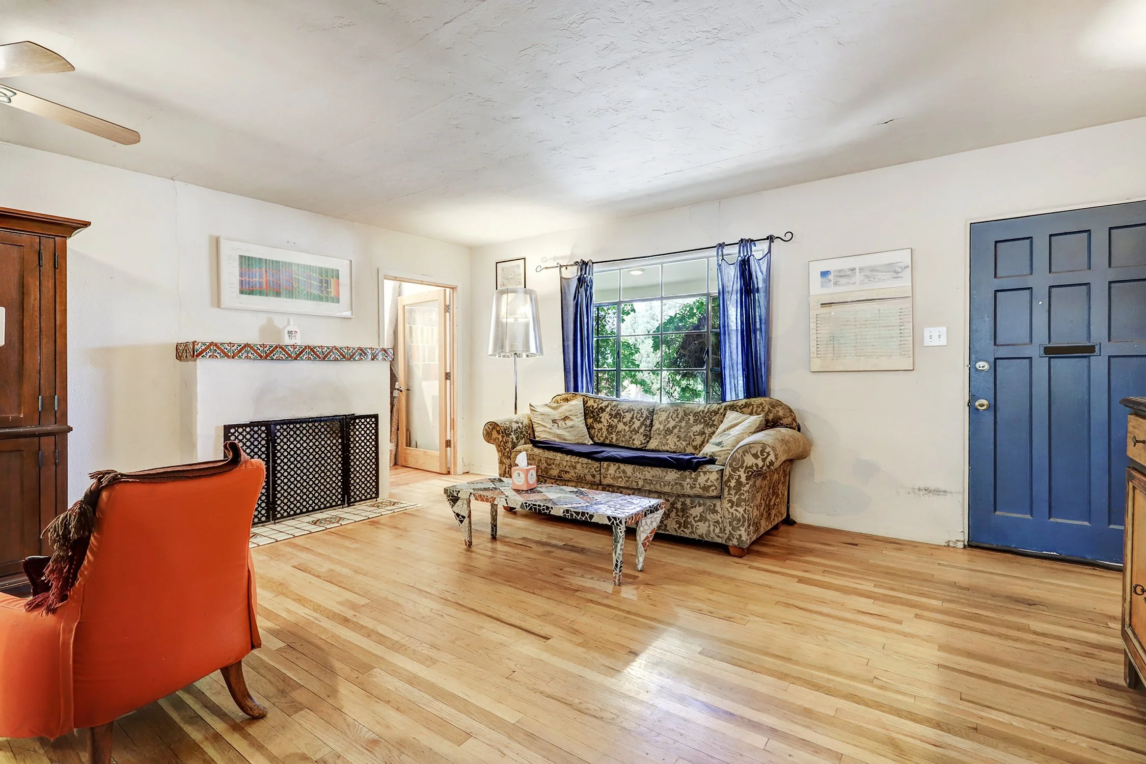 2710 Hyder Avenue SE-Living Area
