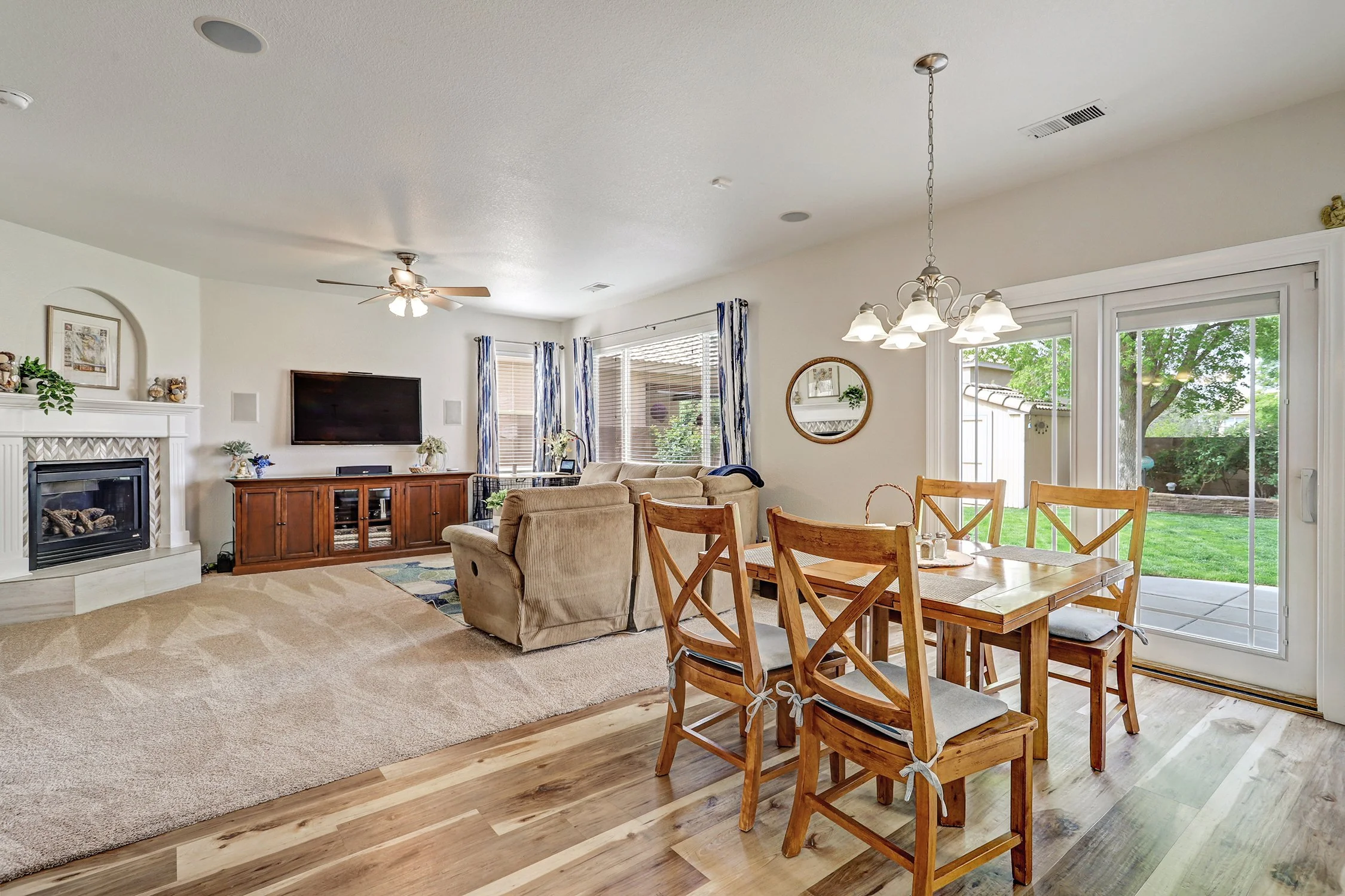 8623 Pine Springs Court NE-Living/Dining Area