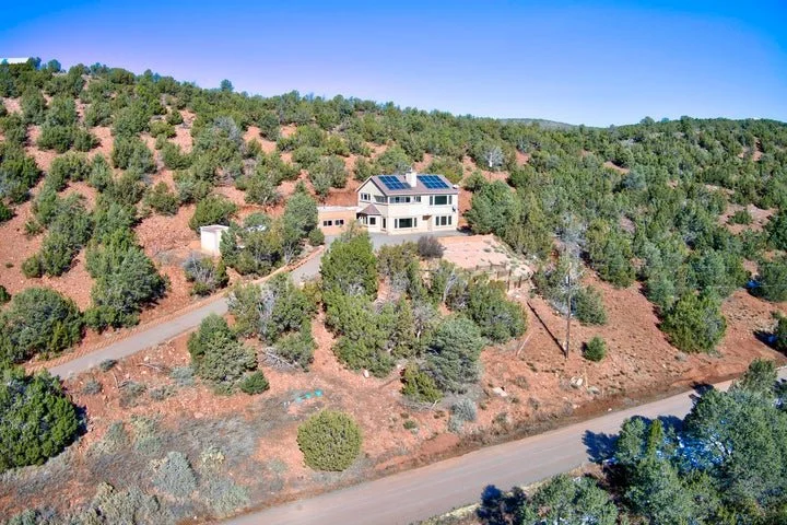 Hilltop Home in Tijeras, New Mexico