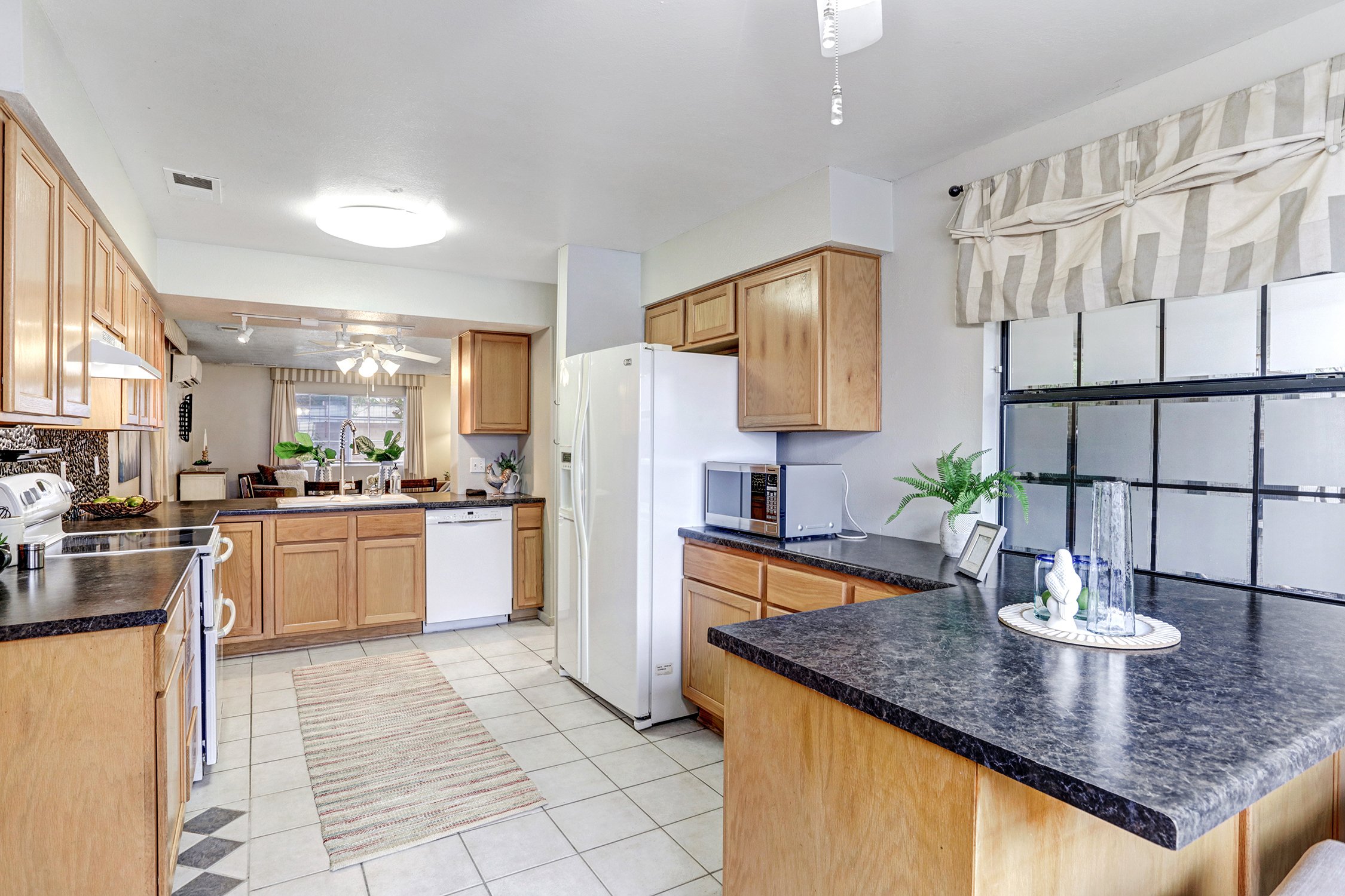 629 Littler Drive SE-Kitchen
