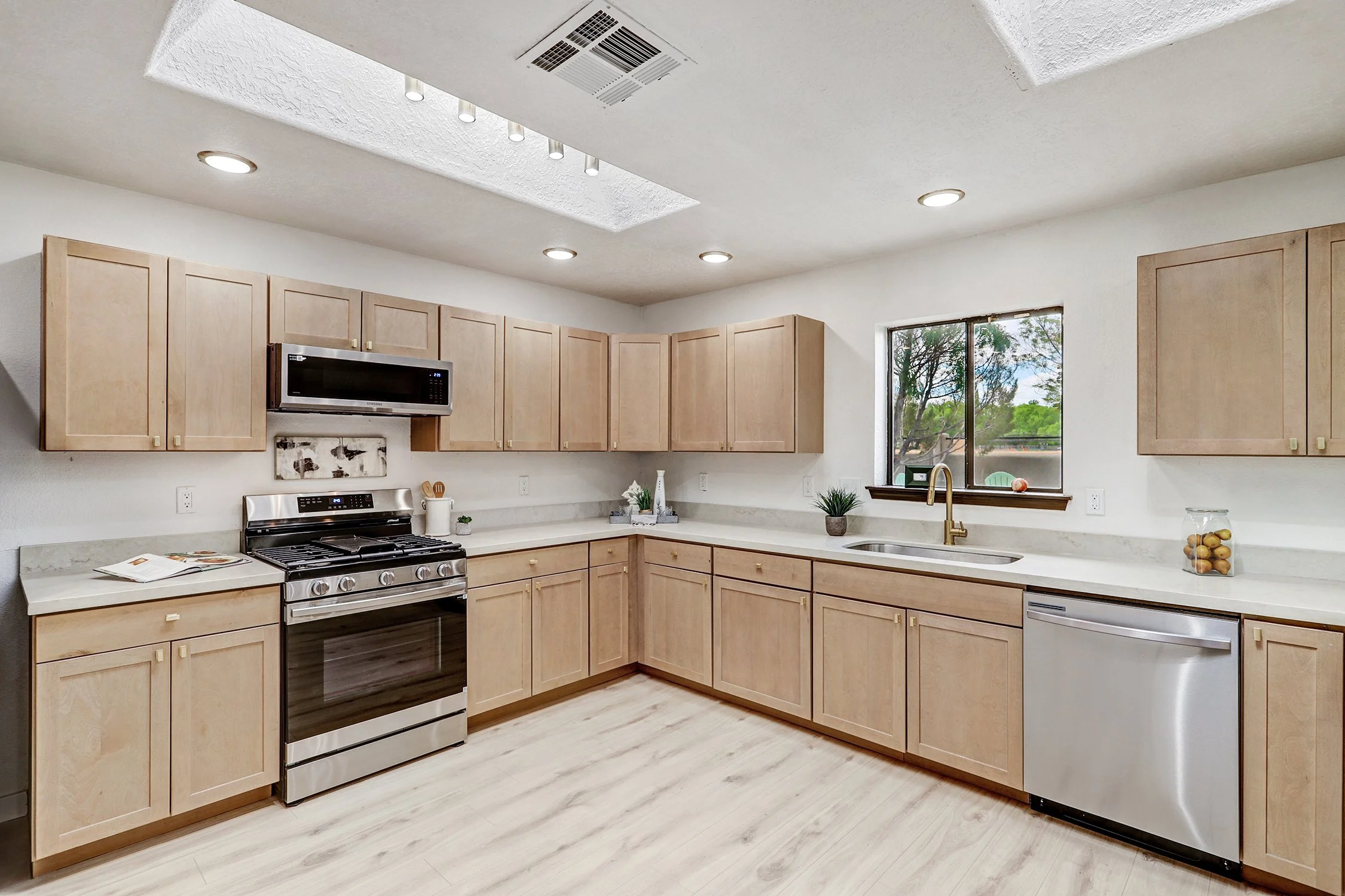6425 Guadalupe Place NW-Kitchen