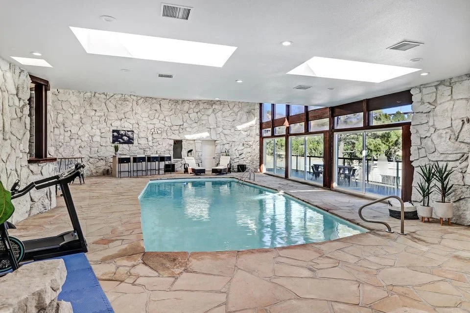 2201 W Alameda Street-Indoor Pool
