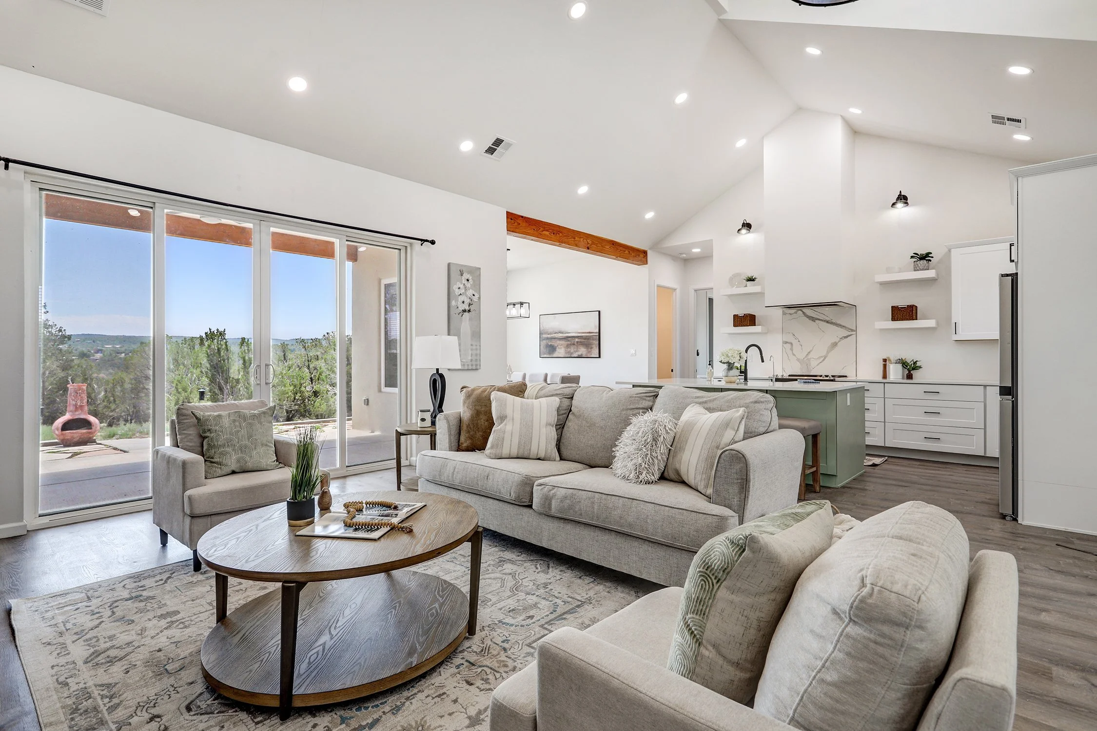 44 Heights Court-Living Area