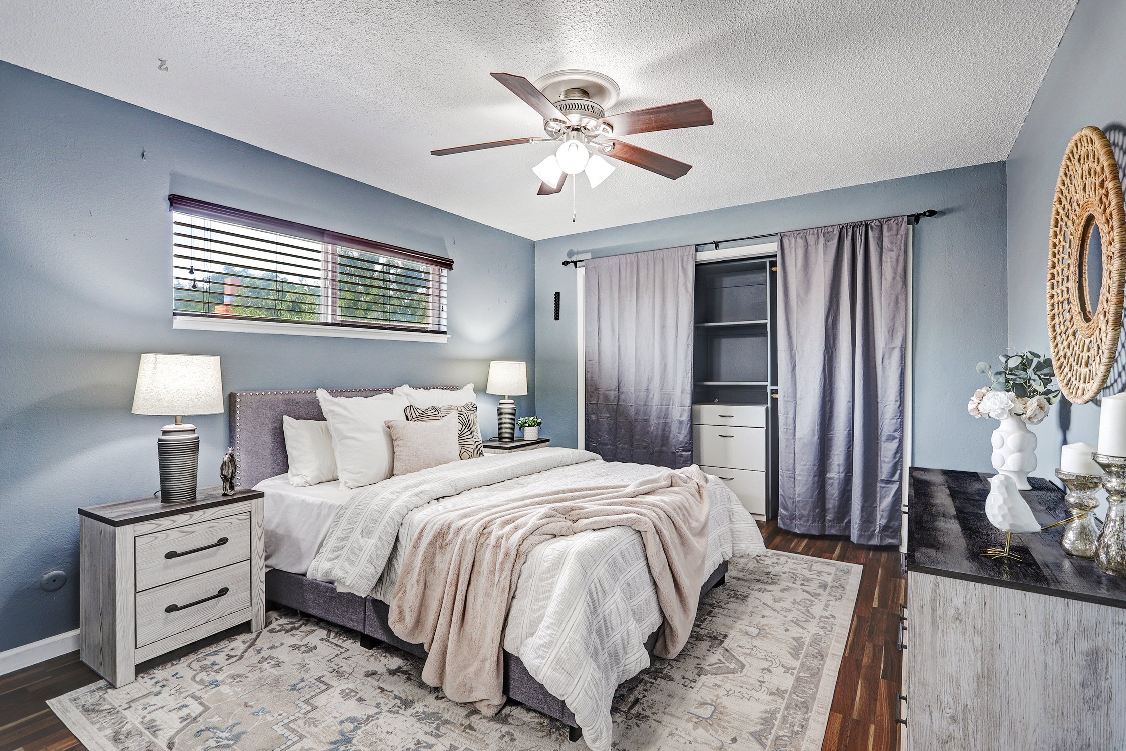 11913 Allison Court NE-Bedroom