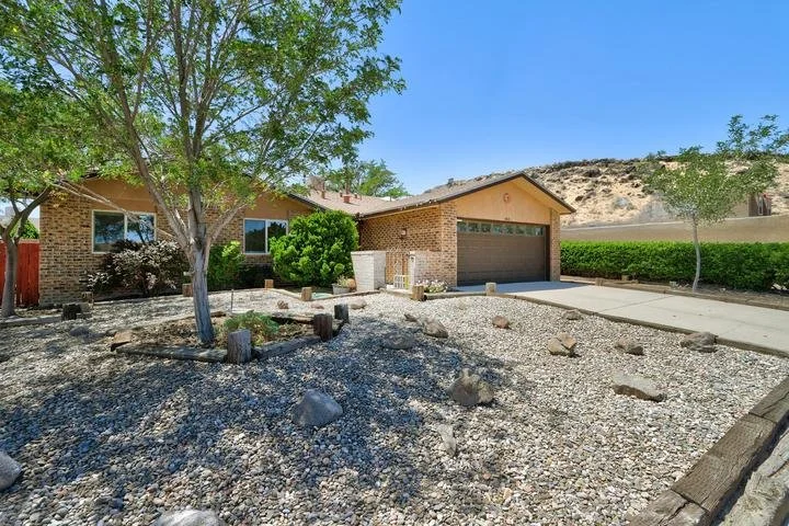 One Story Ranch Home in Albuquerque, New Mexico
