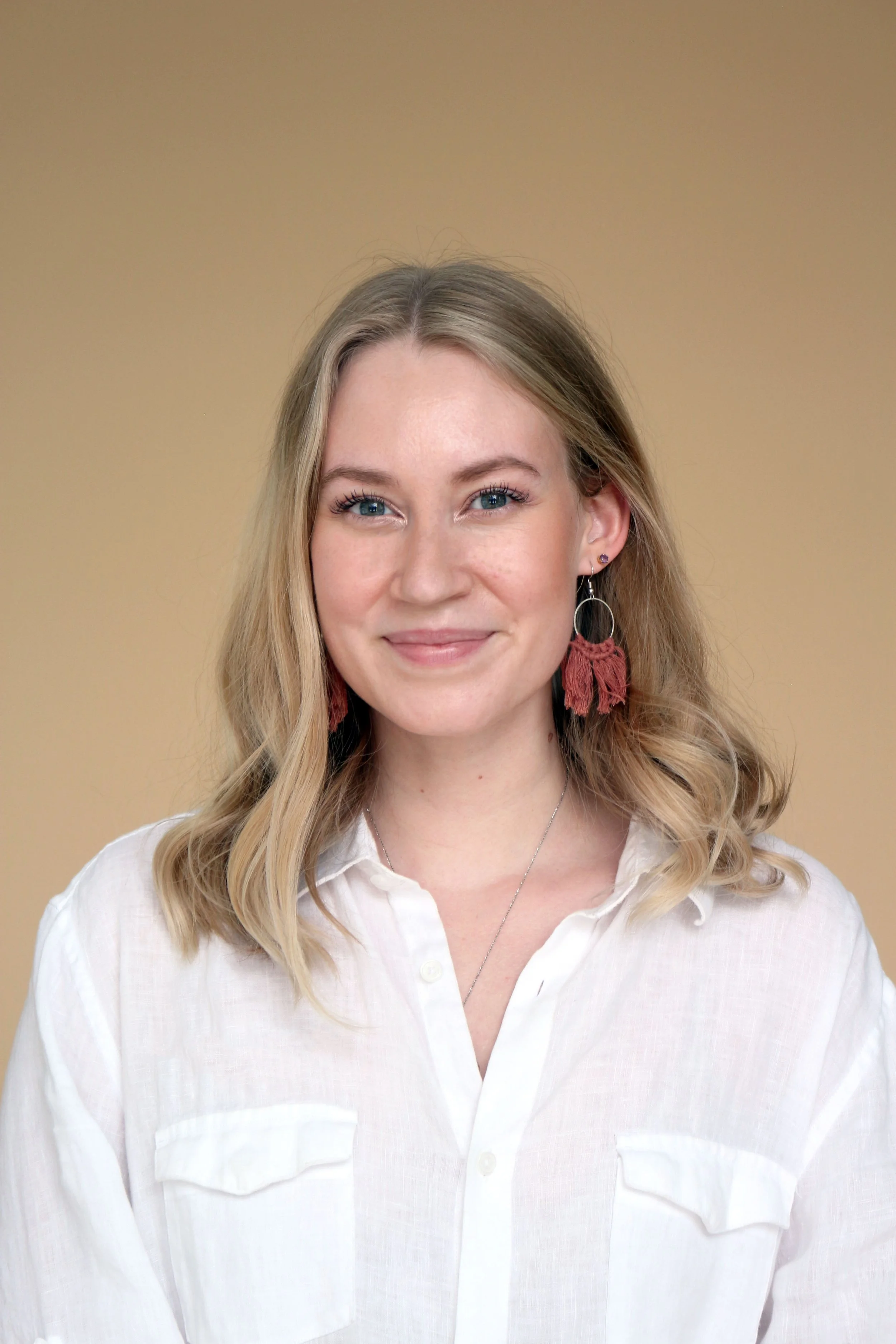 Lead Director Liz Kutinsky (Copy) (Copy) (Copy)