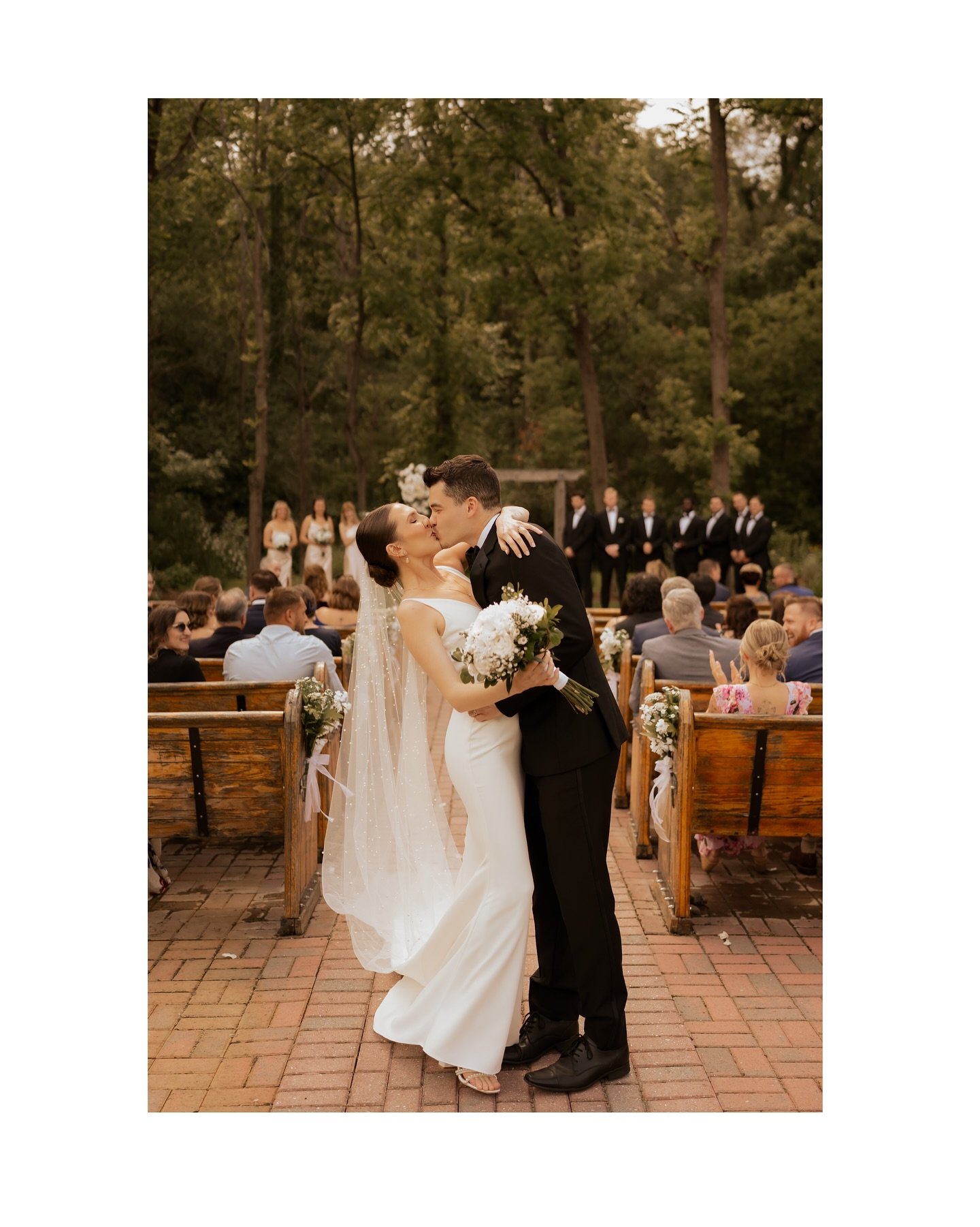 Cannot believe it&rsquo;s been a year since these two tied the knot 🫶🏼 Wishing N&amp;T the happiest first wedding anniversary!

📸 @jv_films_photo 
💍 @nataliegraceeeeee @troymiddleton 
📍 @sinclairofskaneateles 

#wedding #weddinginspo #rochestern
