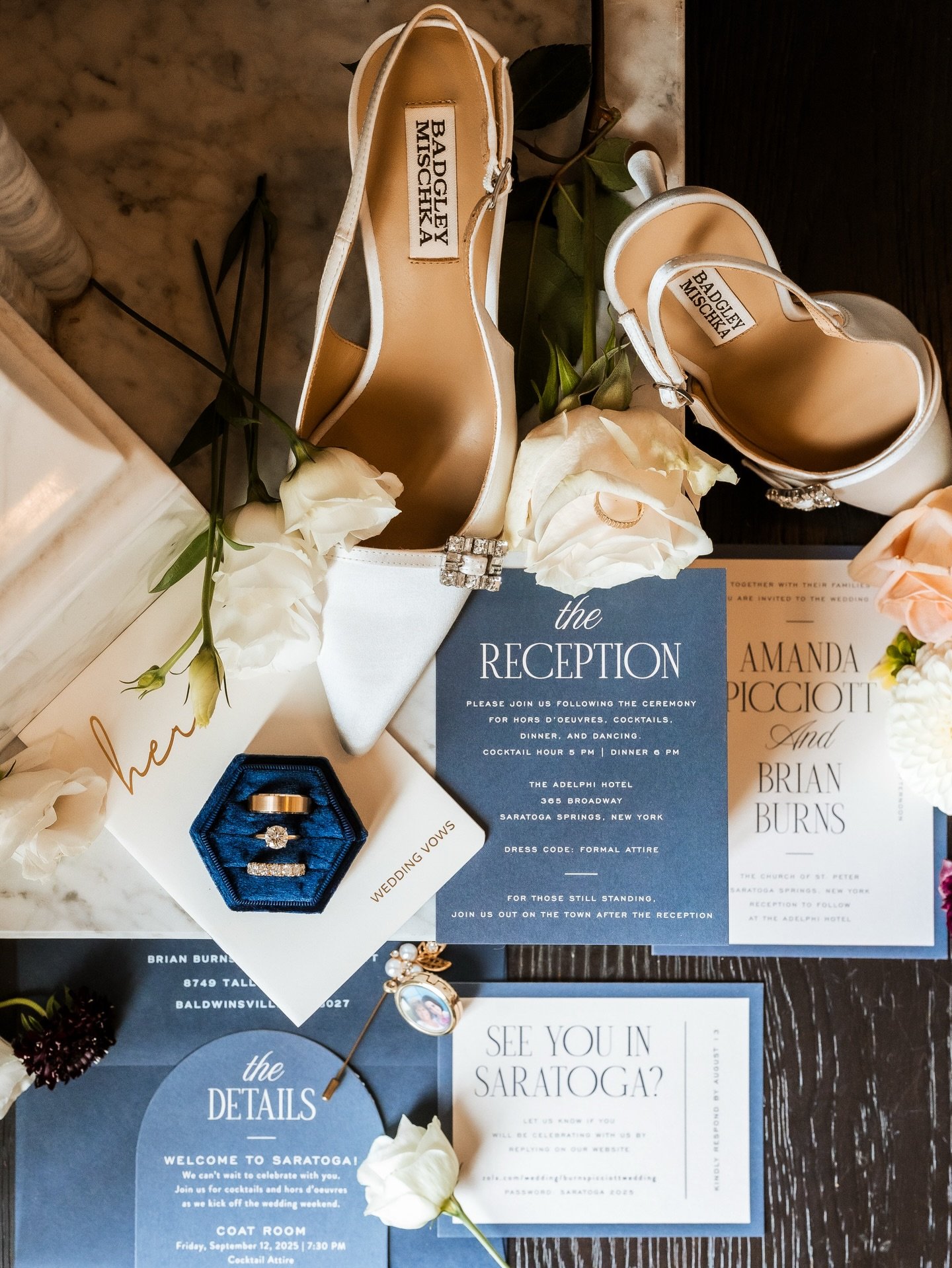 FAQ: HOW TO CHOOSE YOUR WEDDING PALETTE 🎨

Your colors set the tone for everything 🫟Florals, dresses, linens, stationery, and photos 🤍 Scroll for some of our favorite palettes that feel timeless, intentional, and photograph beautifully.

💬 Share 