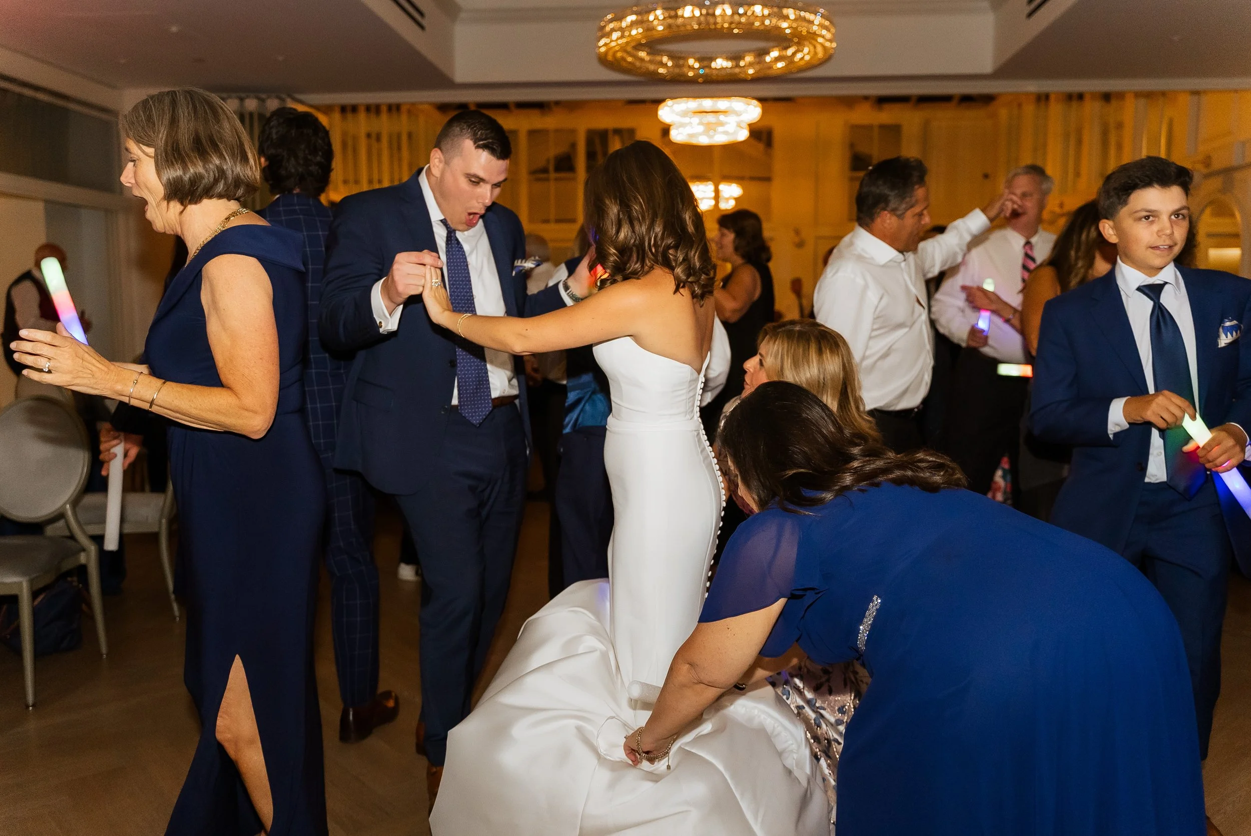 Dancing-BurnsWedding-UpstateNY-04760.jpg