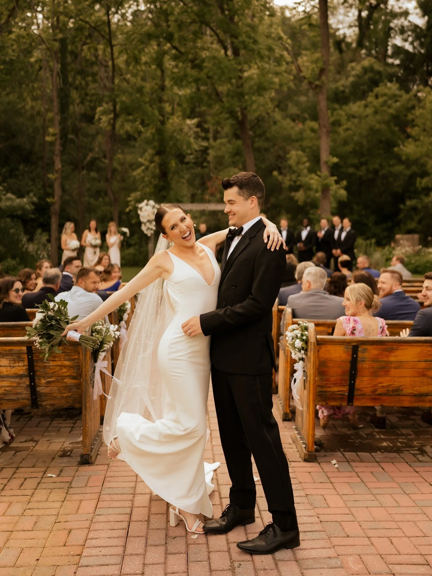 That JUST MARRIED Feeling ✨

📸 @jv_films_photo 
📍 @sinclairofskaneateles 
❤️ @nataliegraceeeeee @troymiddleton 

#rochesternyweddingphotographer #upstatenywedding #nywedding Rochester Bride and Groom Wedding Inspiration Wedding Day Kiss