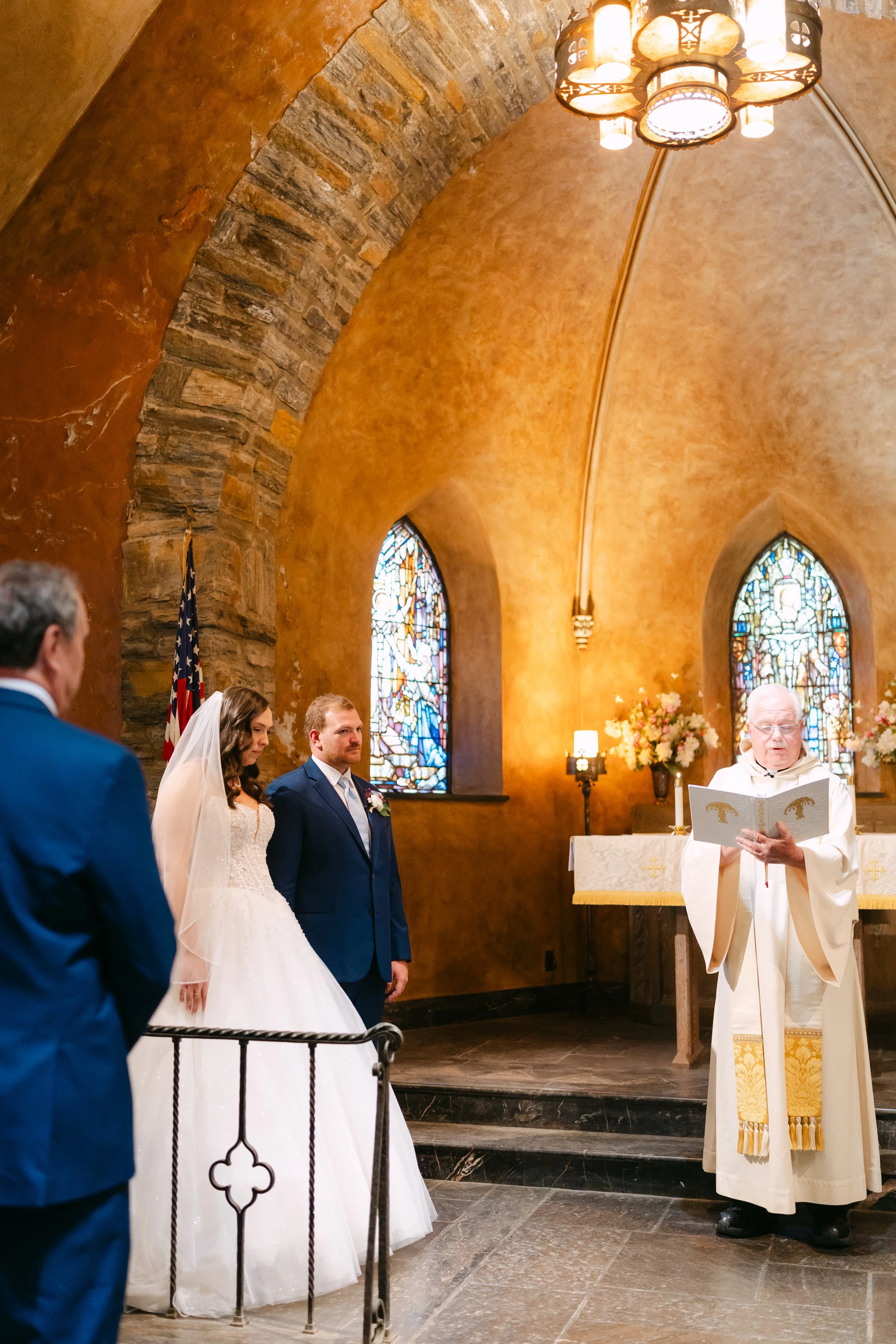 MansionatKeukaLakeNYSWedding_Long-08881.jpg