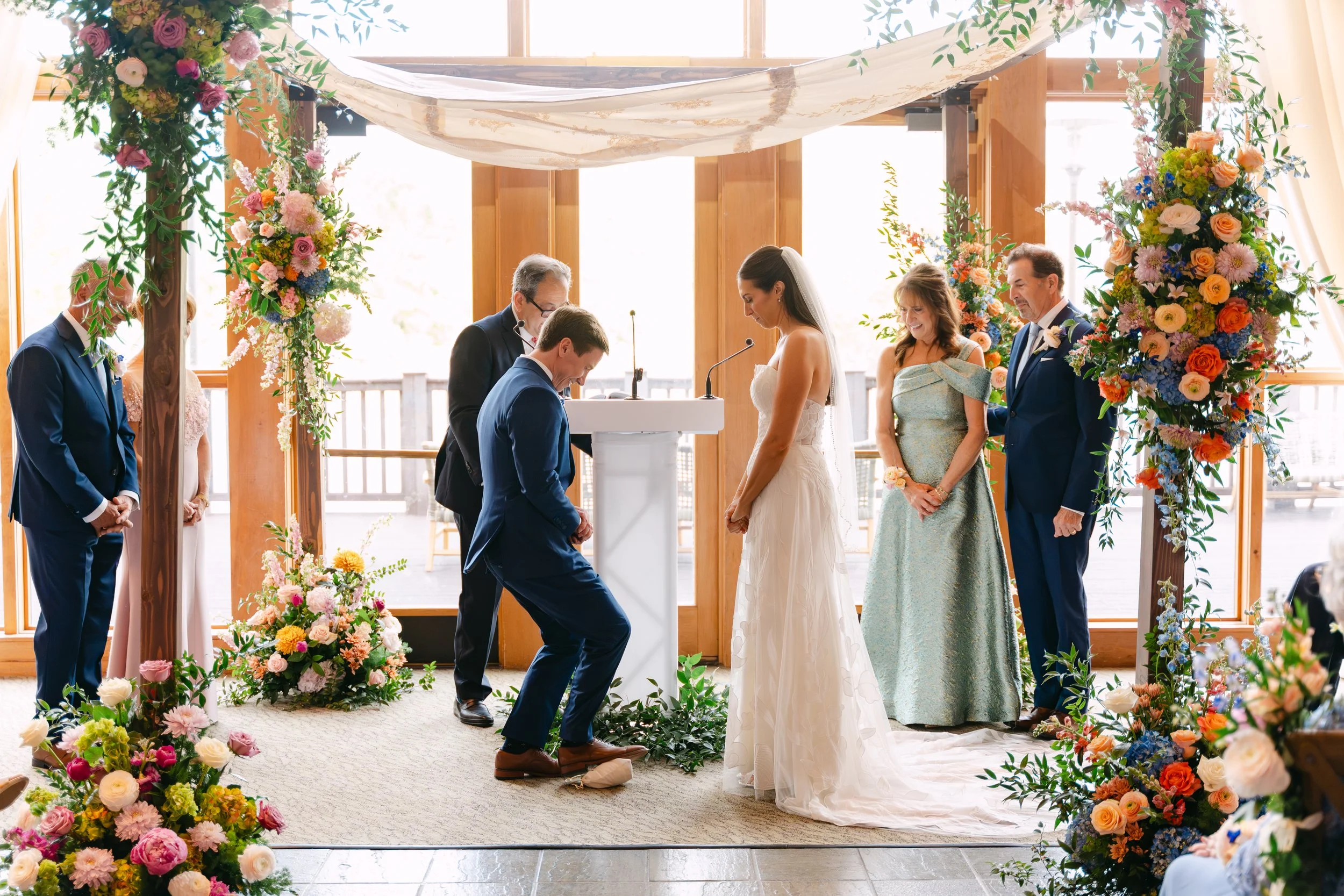 ZimmermanWedding_TheLodgeSkaneatelesNY-798.jpg