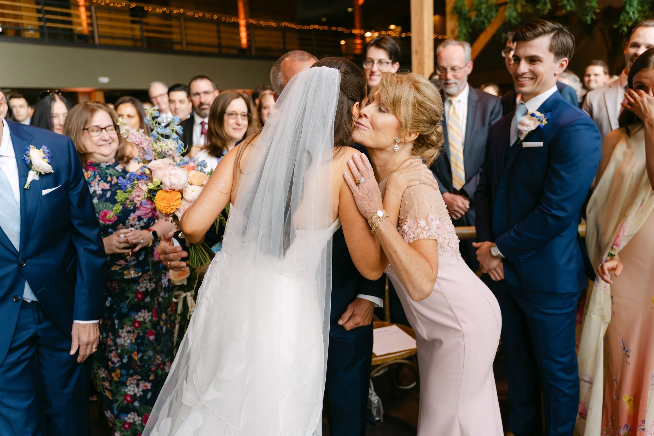 ZimmermanWedding_TheLodgeSkaneatelesNY-655.jpg
