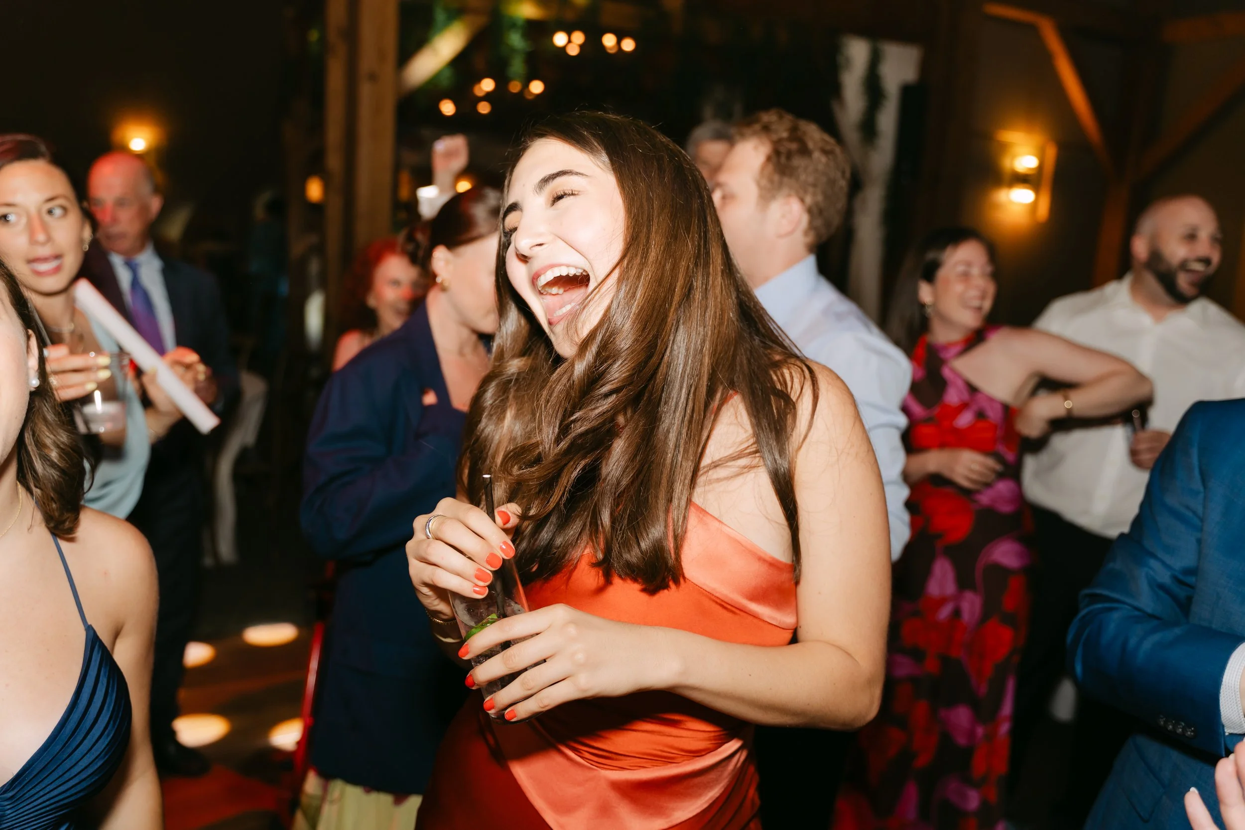 ZimmermanWedding_TheLodgeSkaneatelesNY-2783.jpg