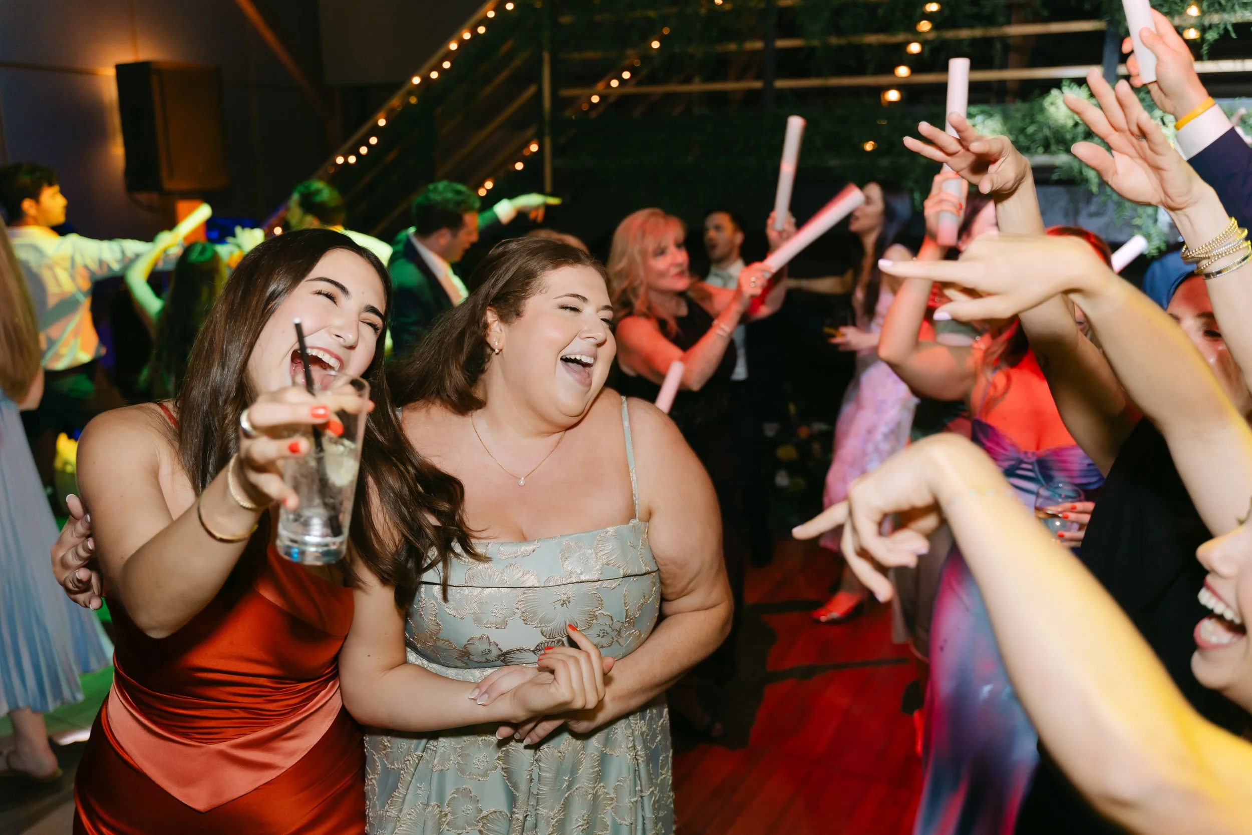 ZimmermanWedding_TheLodgeSkaneatelesNY-2717.jpg