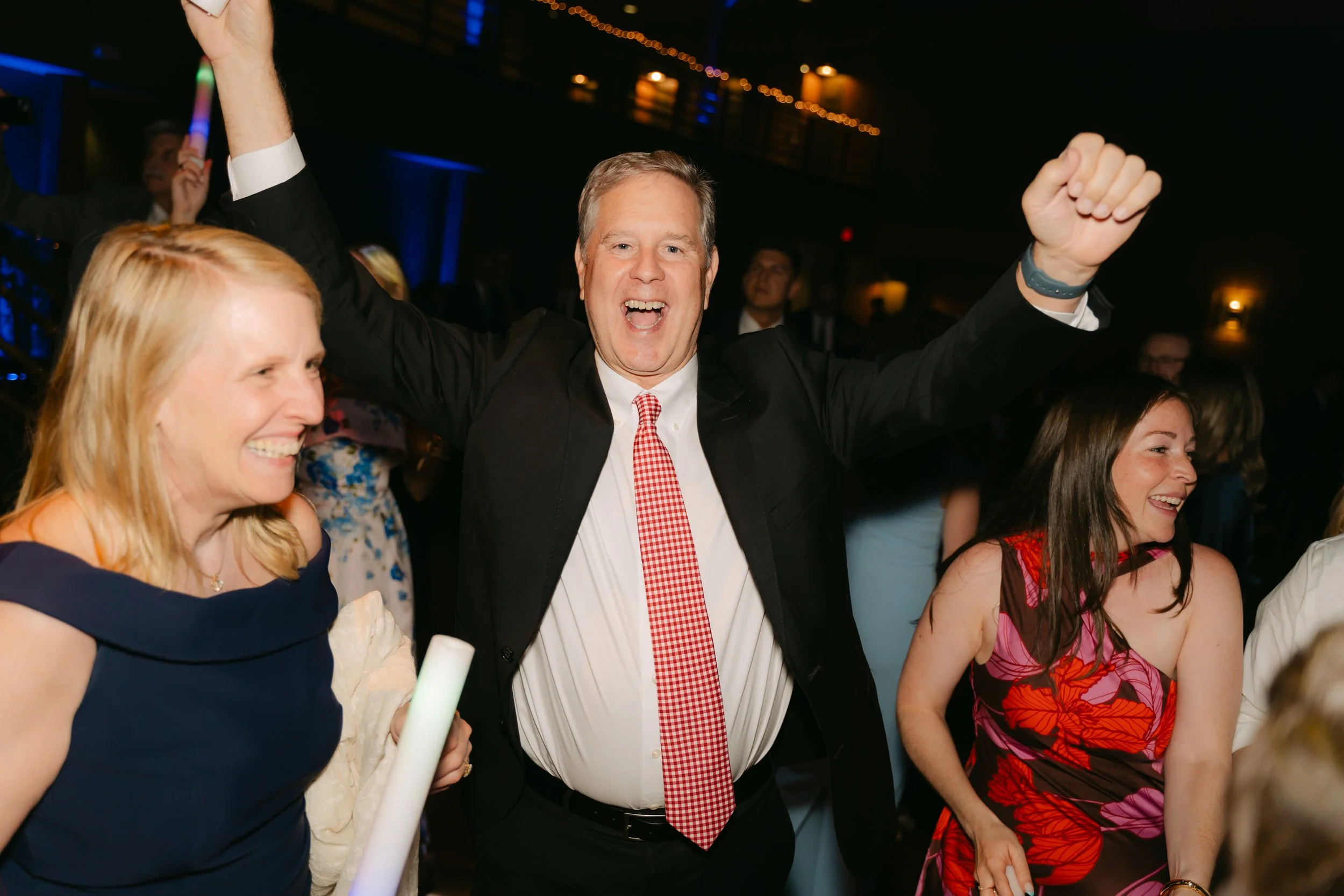ZimmermanWedding_TheLodgeSkaneatelesNY-2439.jpg