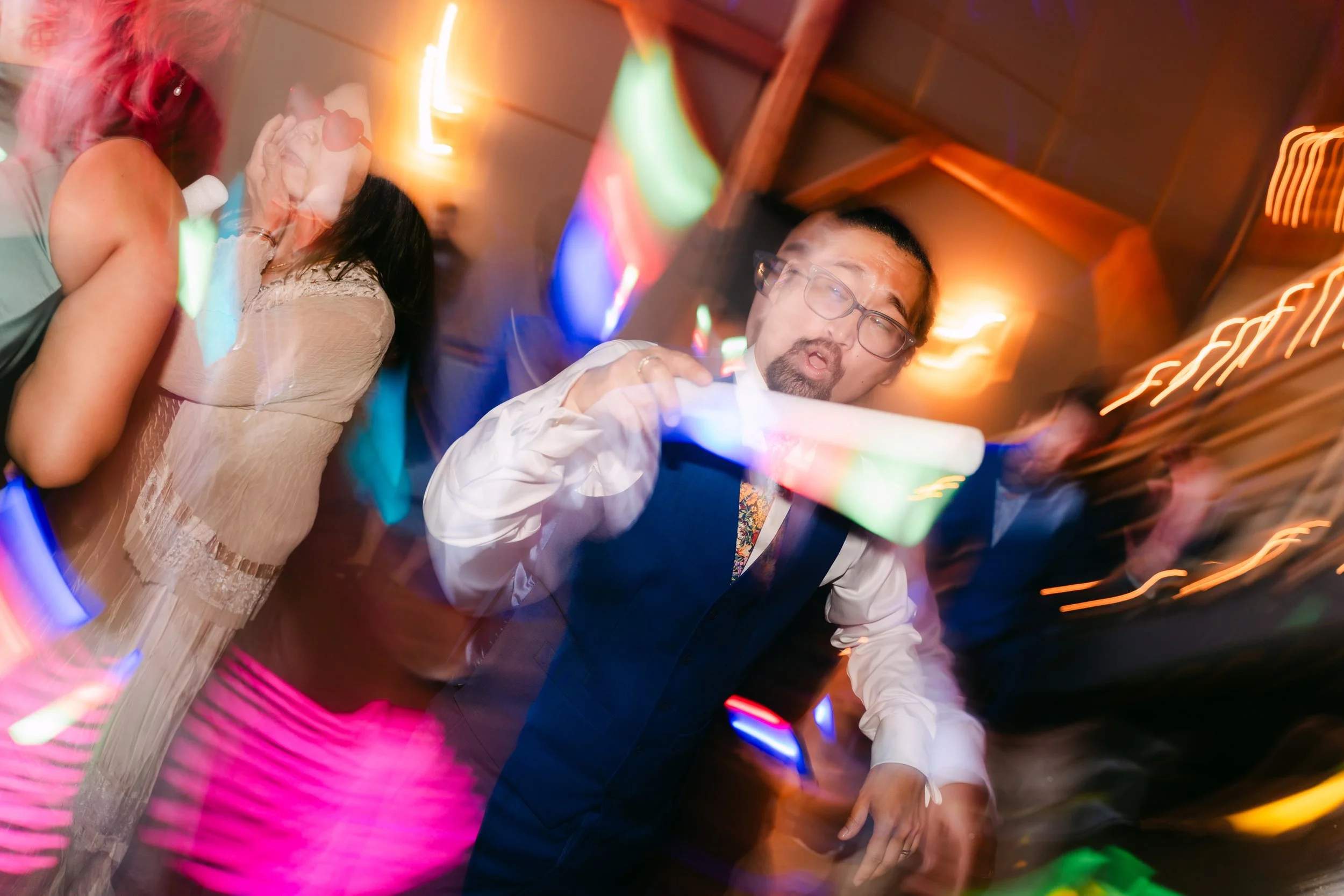 TheLodgeSkaneateles_R+CWedding-08498.jpg