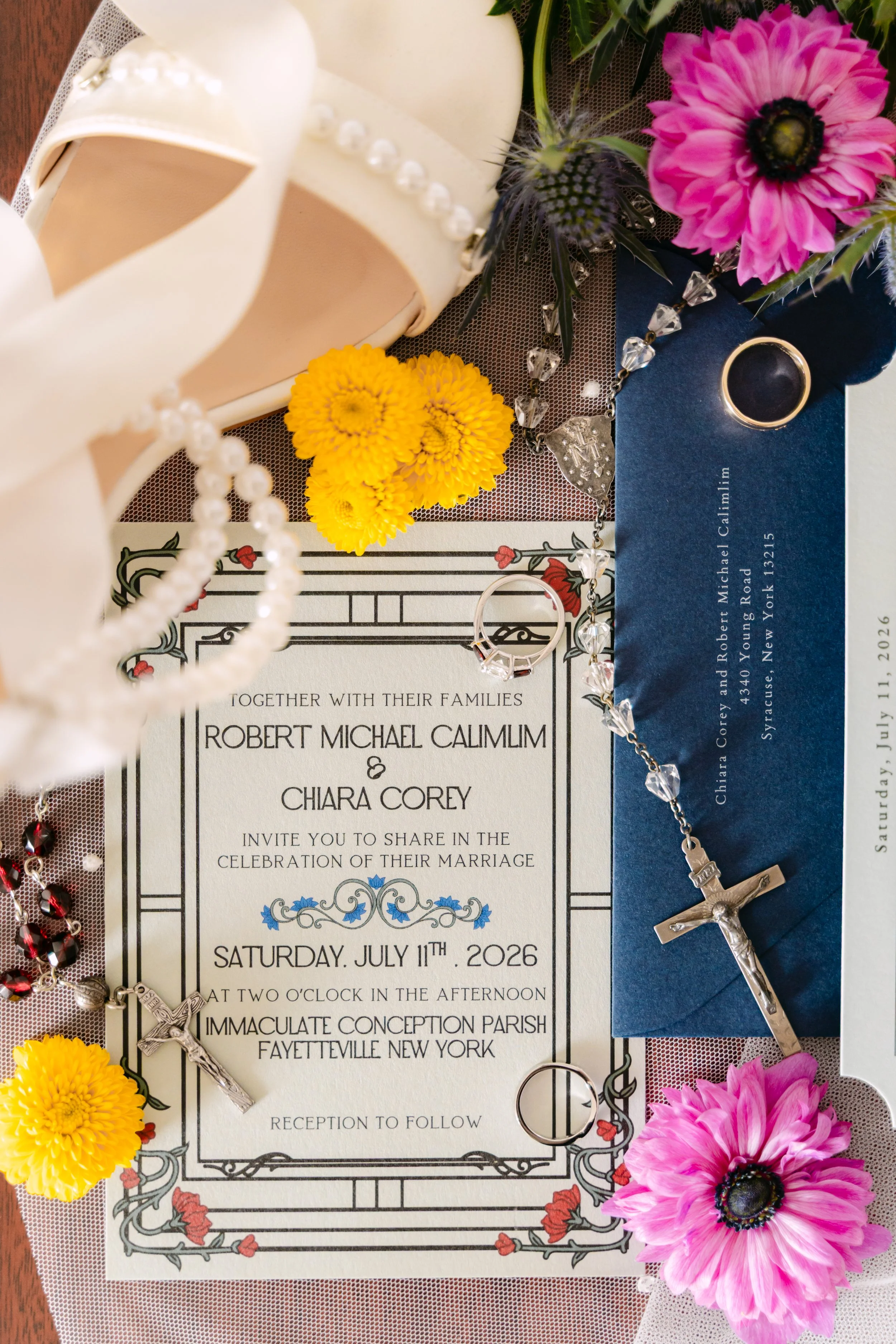 TheLodgeSkaneateles_R+CWedding-2-3.jpg