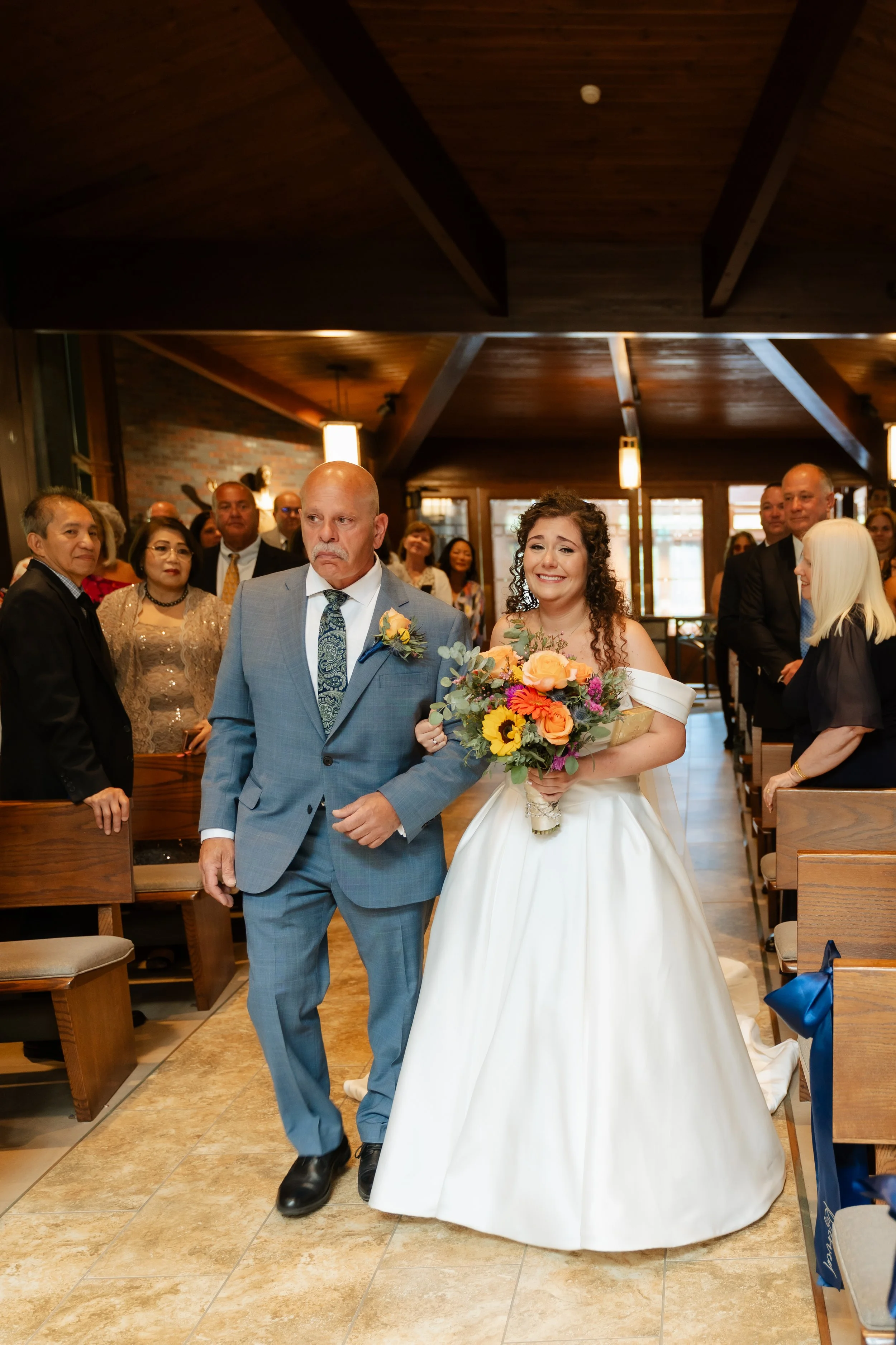 TheLodgeSkaneateles_R+CWedding-03831.jpg
