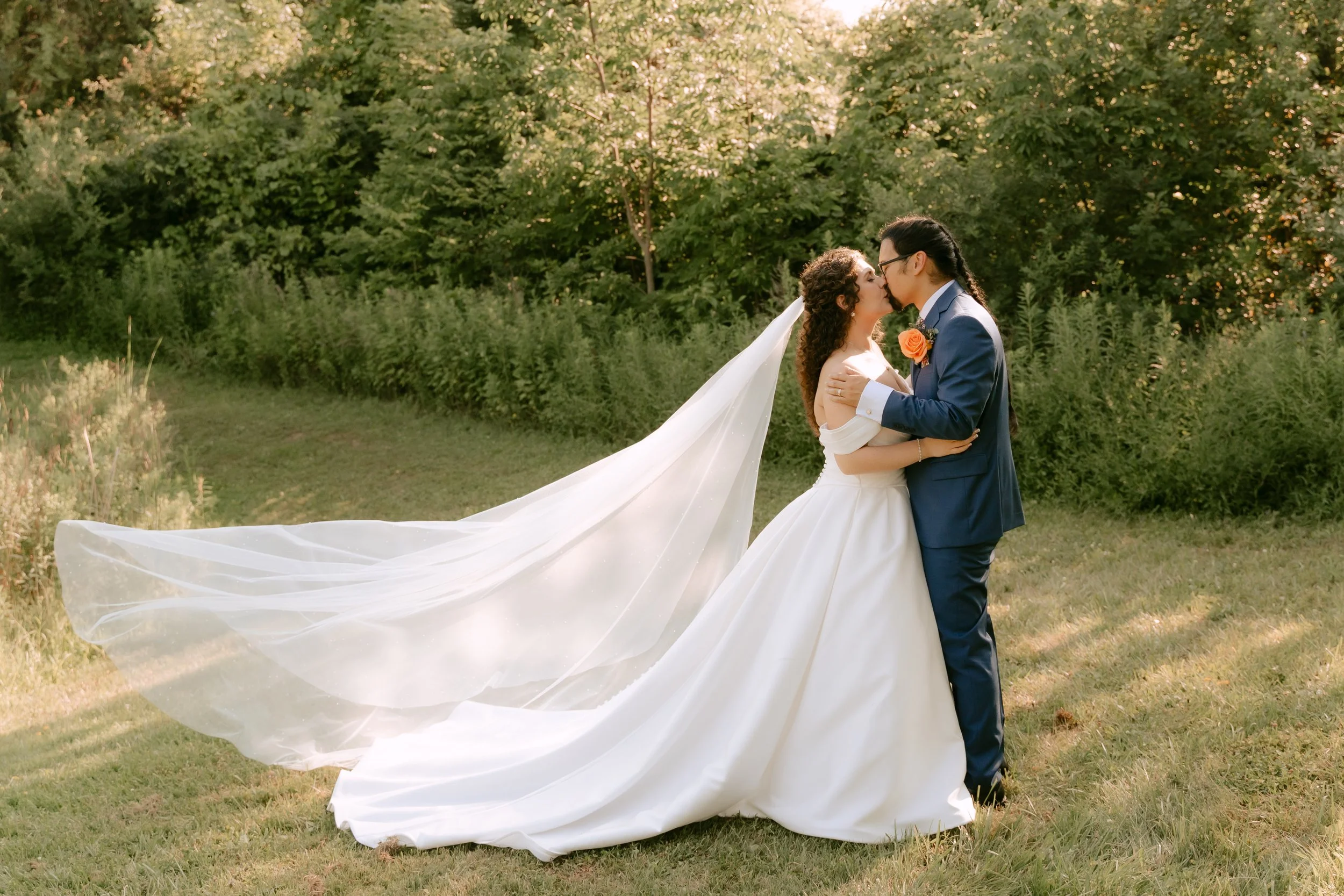 R+C_SyracuseNYWedding_AllynLodgeSkaneateles-05612.jpg