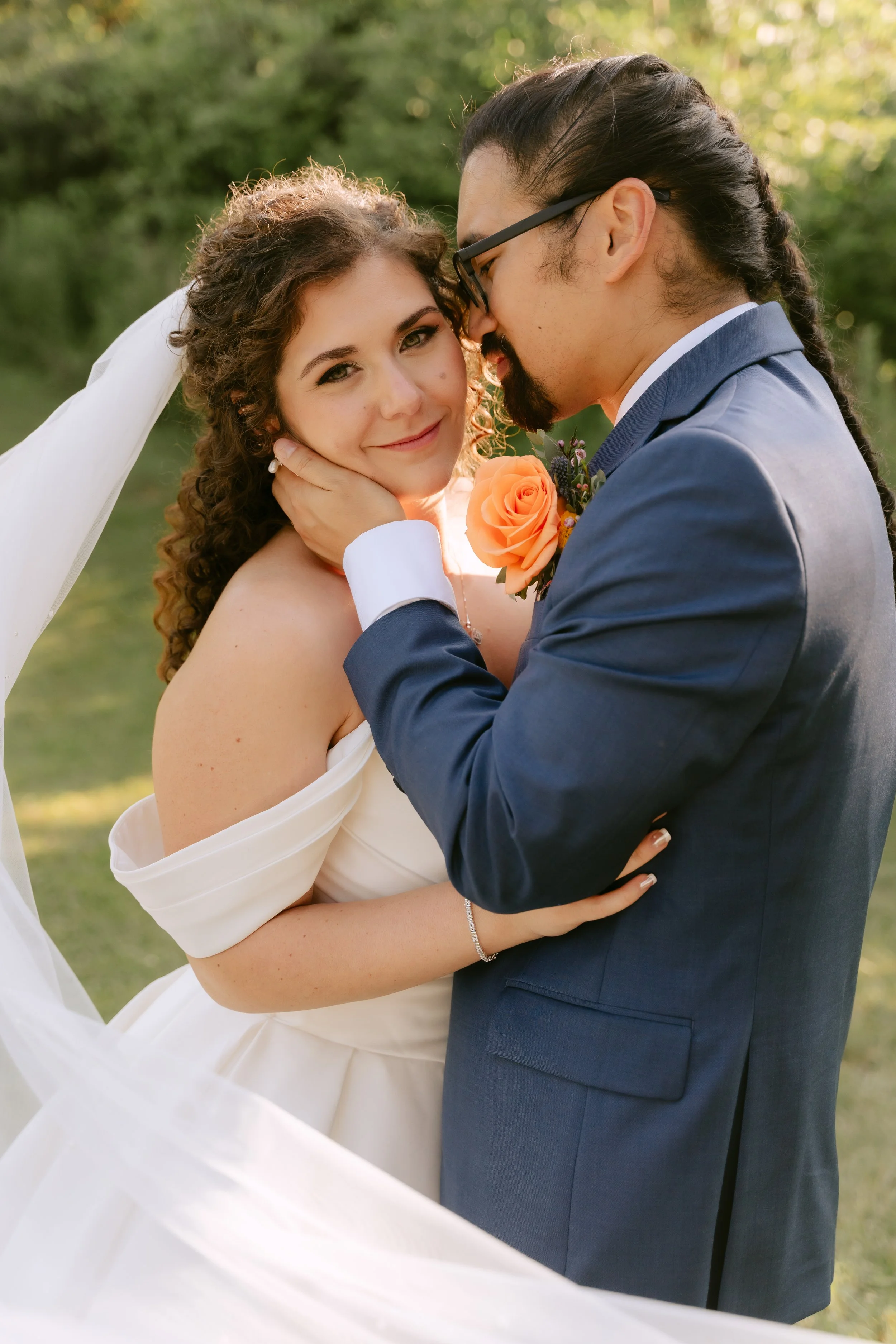 R+C_SyracuseNYWedding_AllynLodgeSkaneateles-2-70.jpg