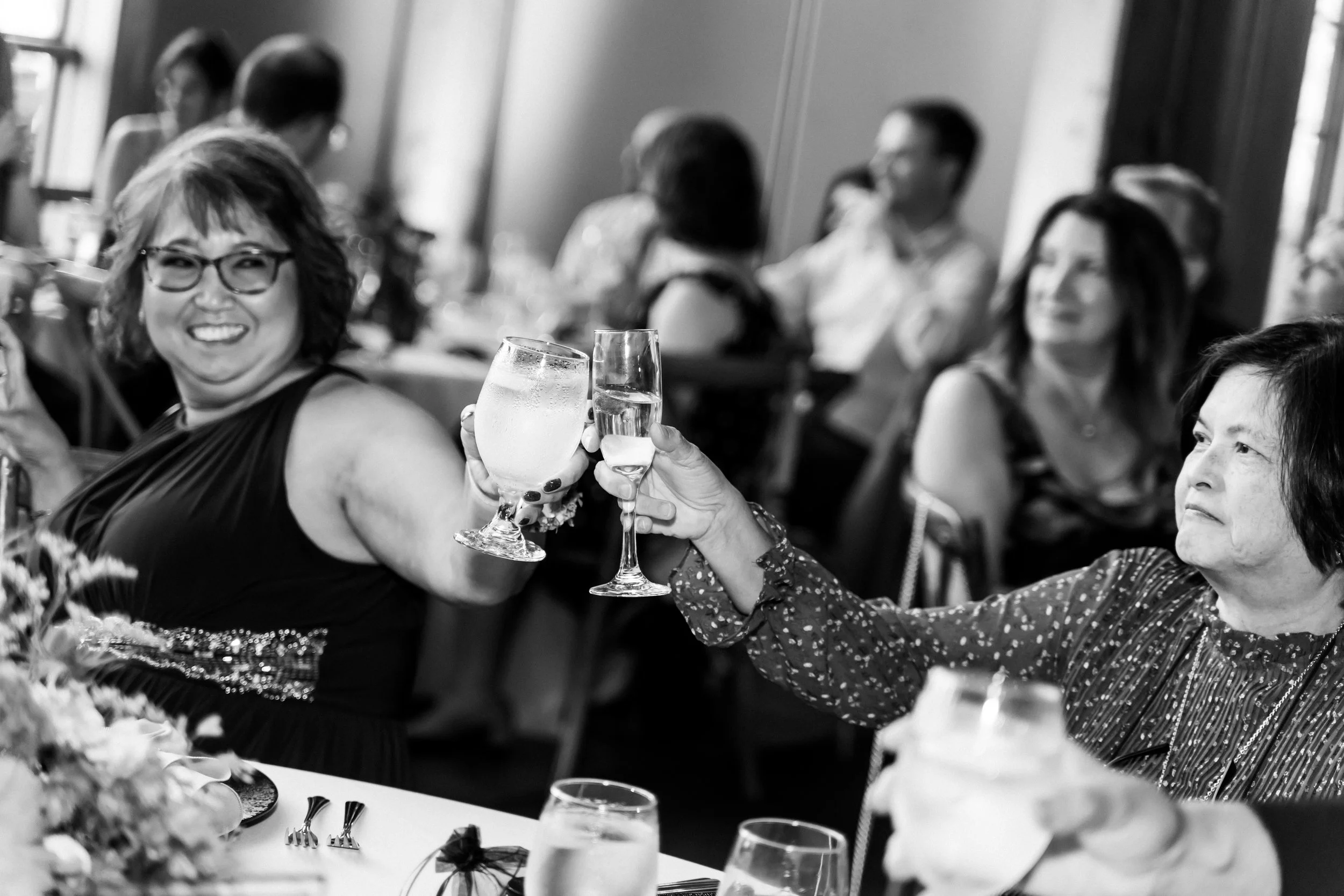 TheLodgeSkaneateles_R+CWedding-2-73.jpg