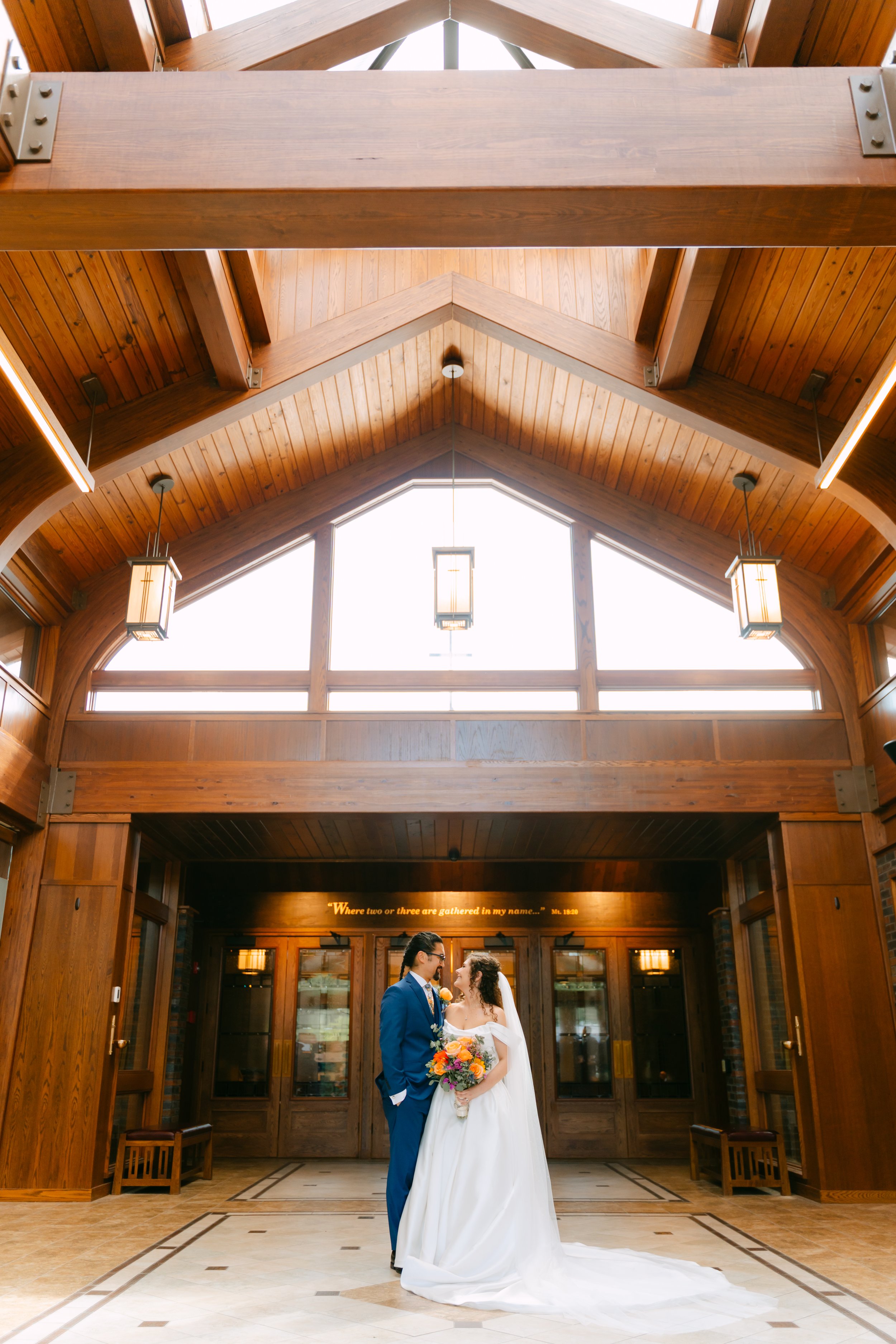 R+C_SyracuseNYWedding_AllynLodgeSkaneateles-05007-2.jpg