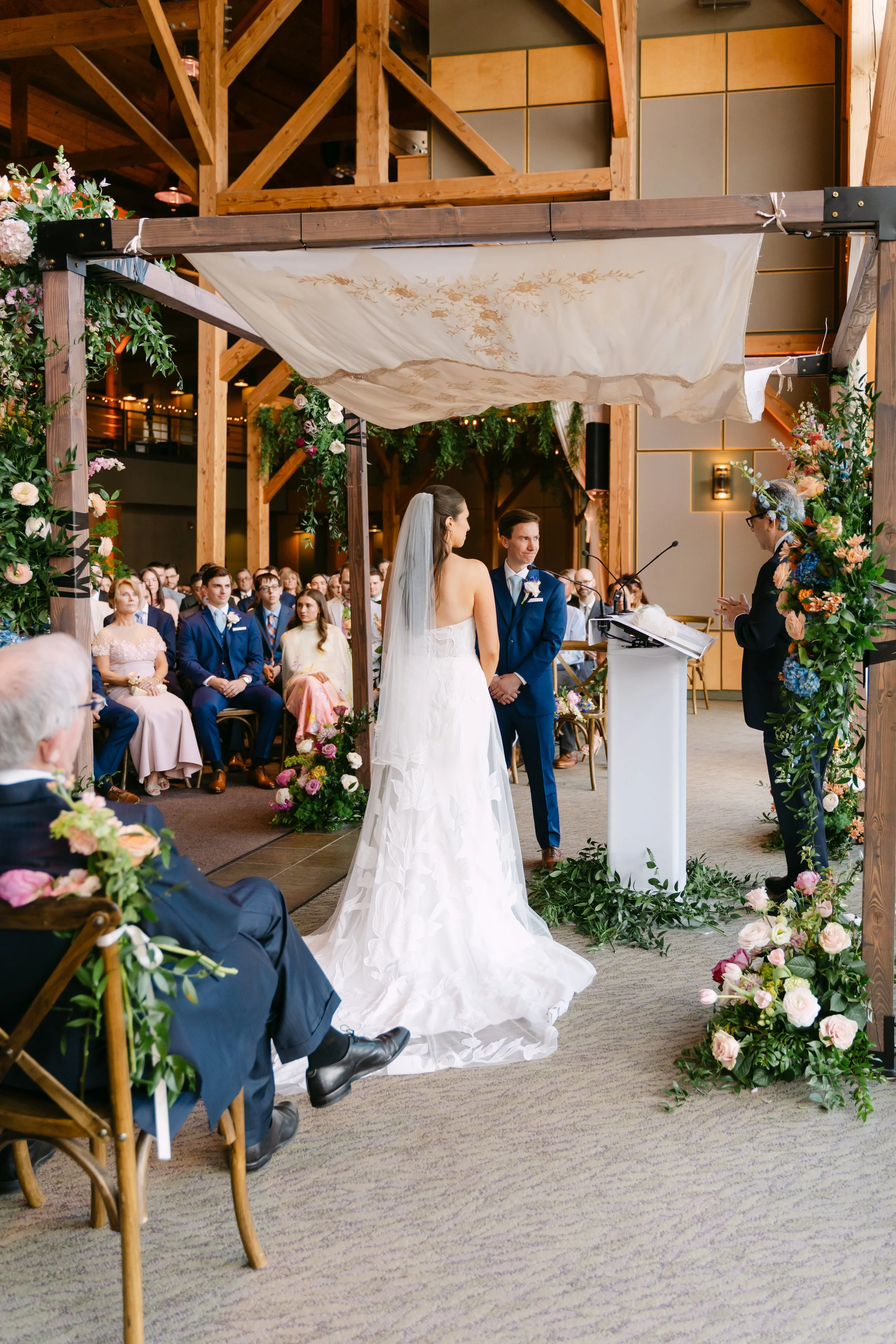 ZimmermanWedding_TheLodgeSkaneatelesNY-703.jpg