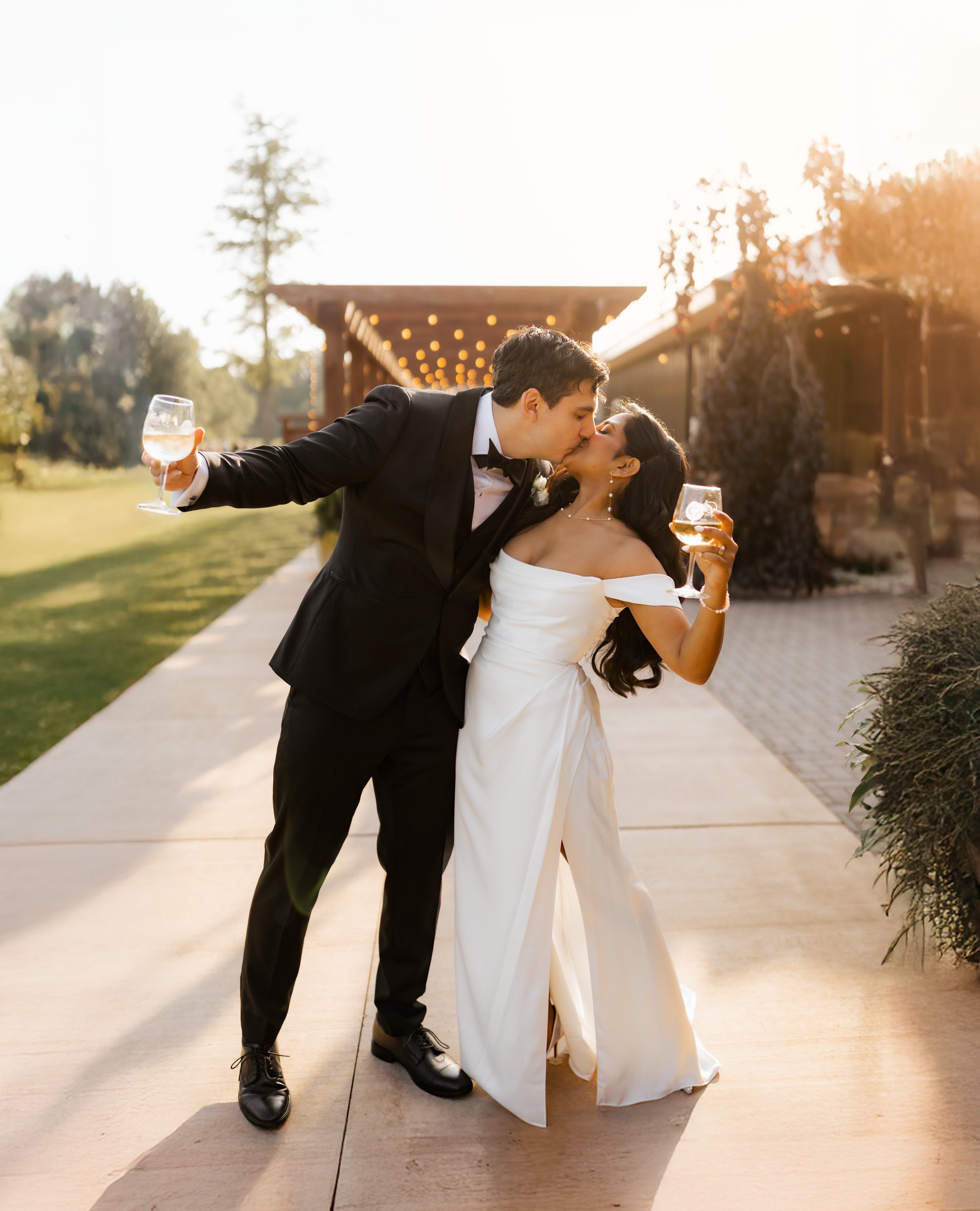 DeepiDannyCollocaNYSWineryWedding--3.jpg