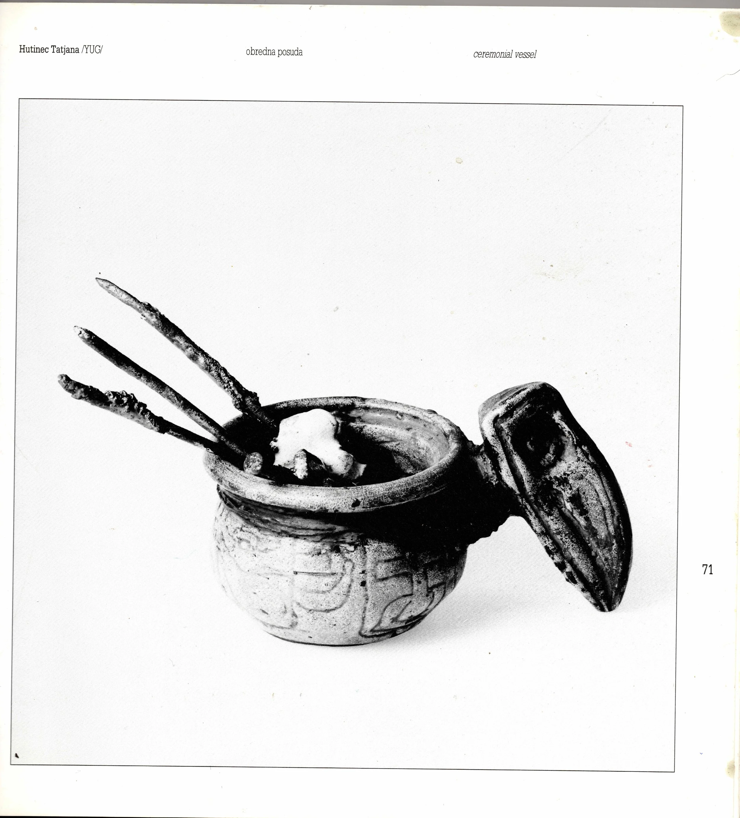 Ritual Bird Vessel 
Honoorable Award at III Triennial Exhibiton of Small Ceramic
Mayolika, mixed teshnique