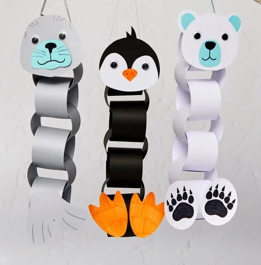 Free Saturday Class - Paper Chain Animals