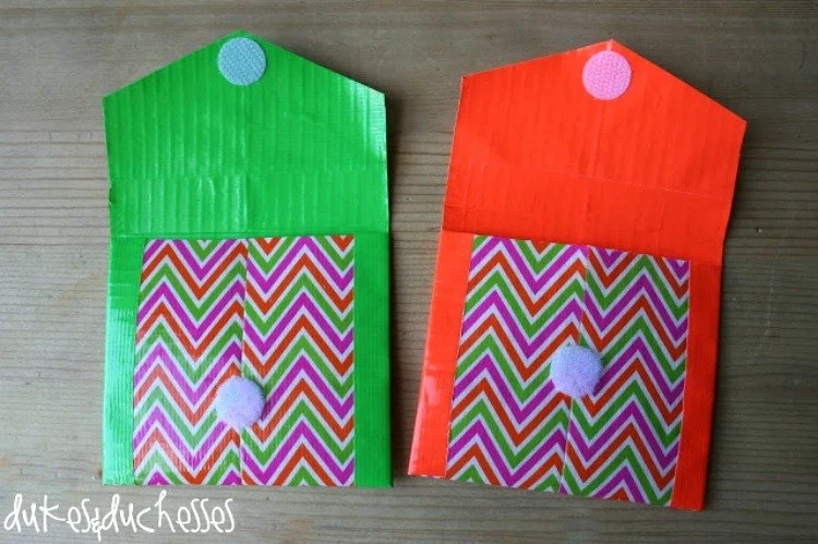 DIY-duct-tape-pocket.jpg